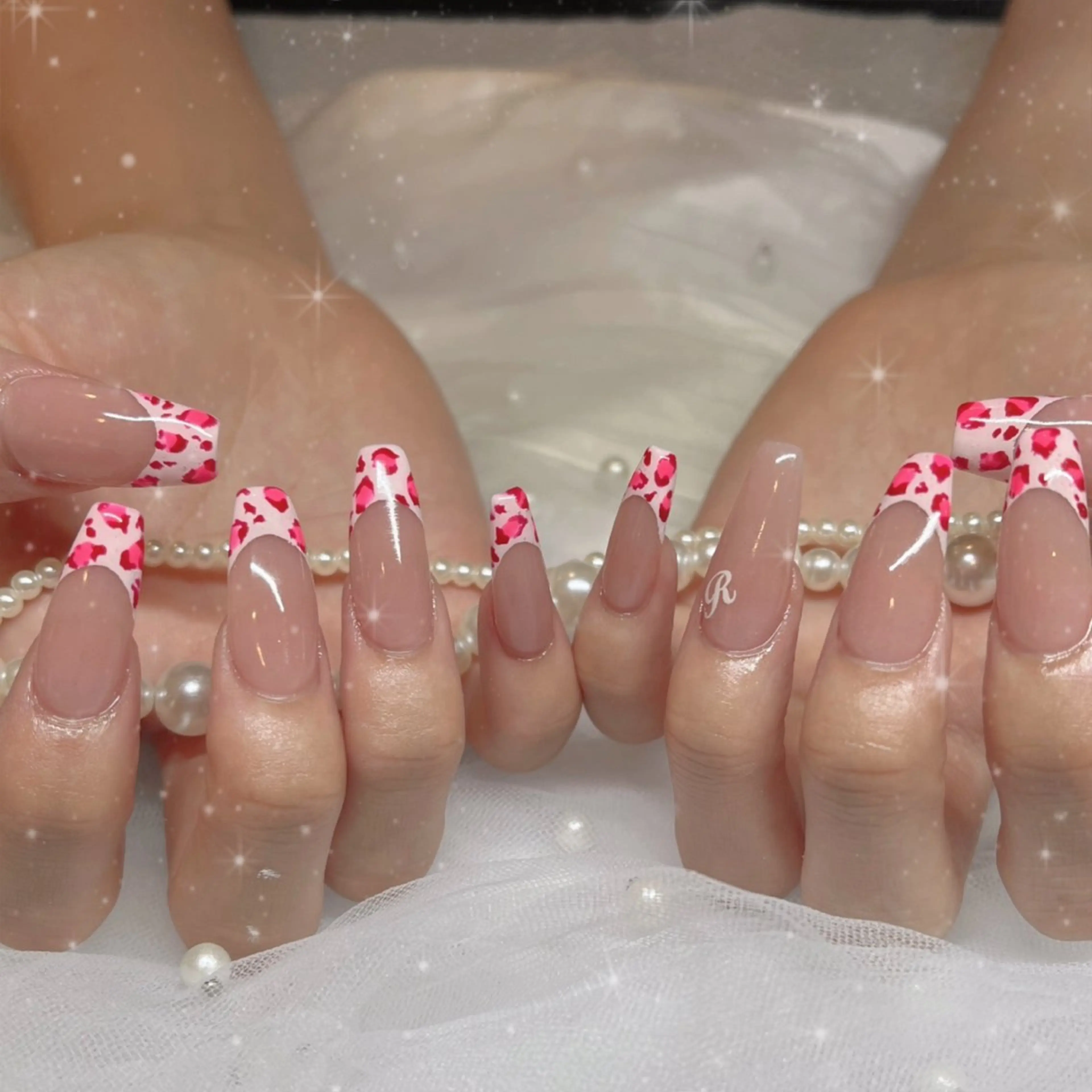 ネイル アニマル柄 フレンチネイル ハンドネイル ブルーデイジー栄本店所属・BlueDaisy 栄本店のネイルデザイン