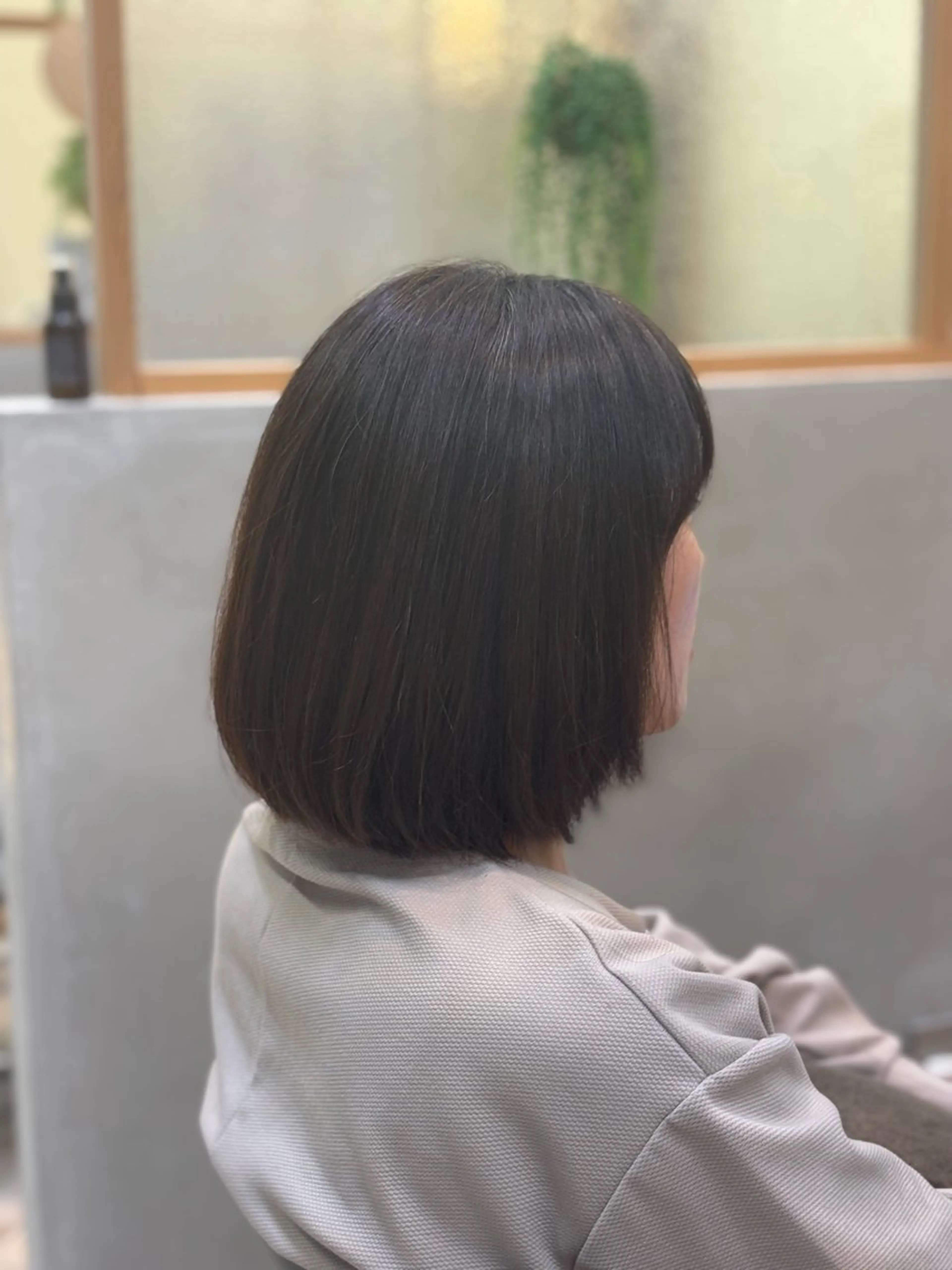 ミディアム 岡 拓実のヘアスタイル