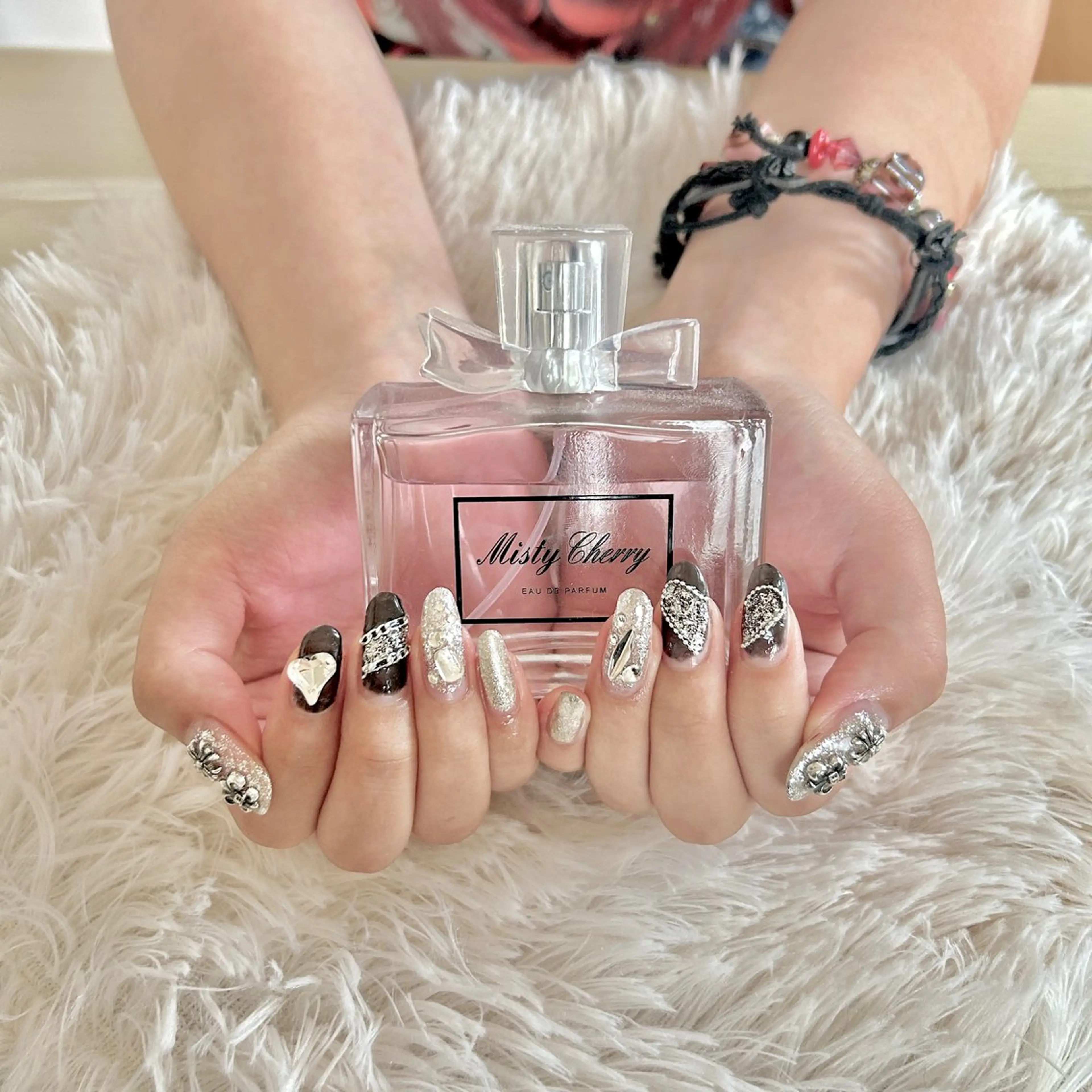 ネイル シルバー ハンドネイル Nana treeのネイルデザイン