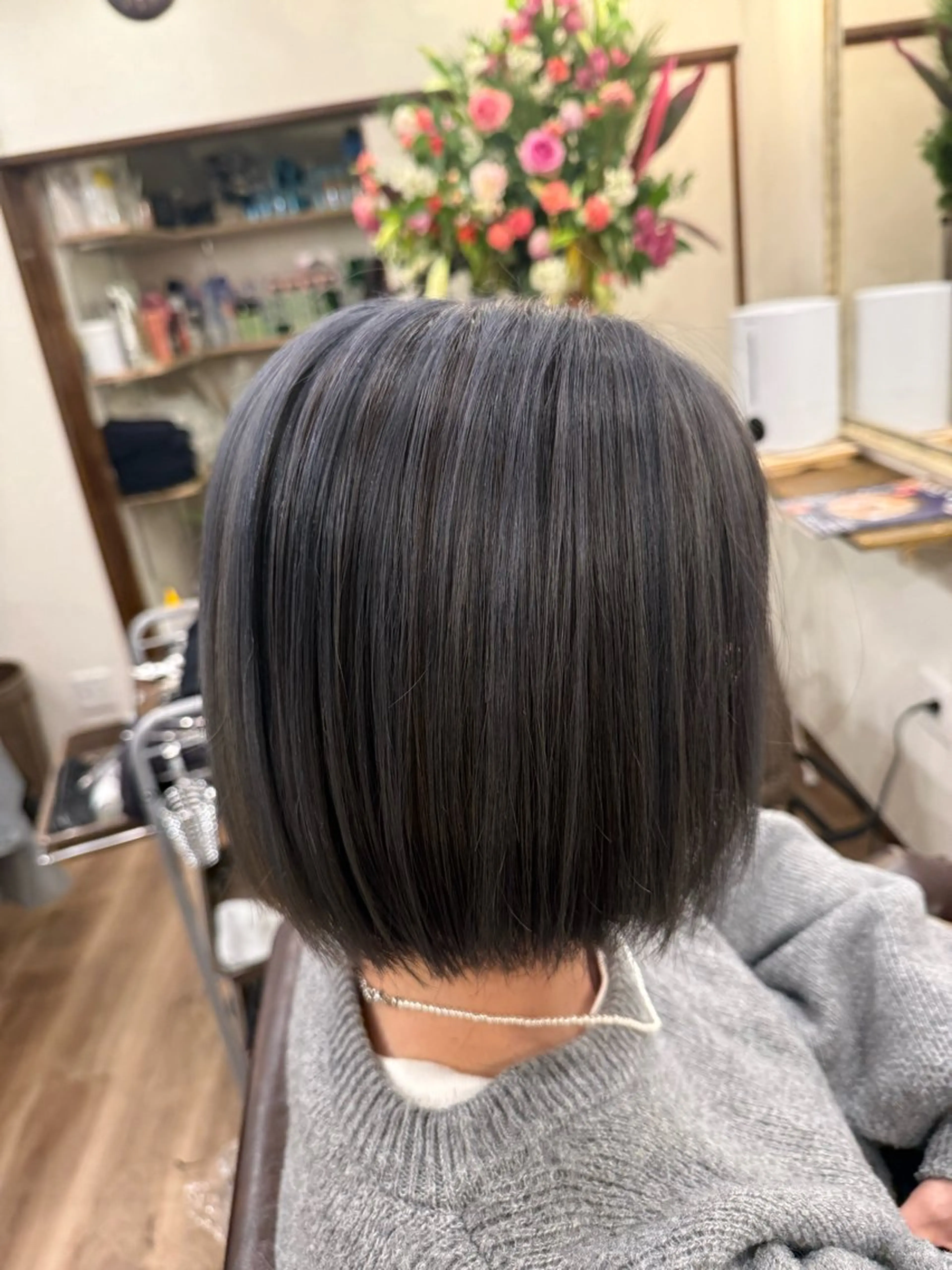 カラー 森川 美保のヘアスタイル