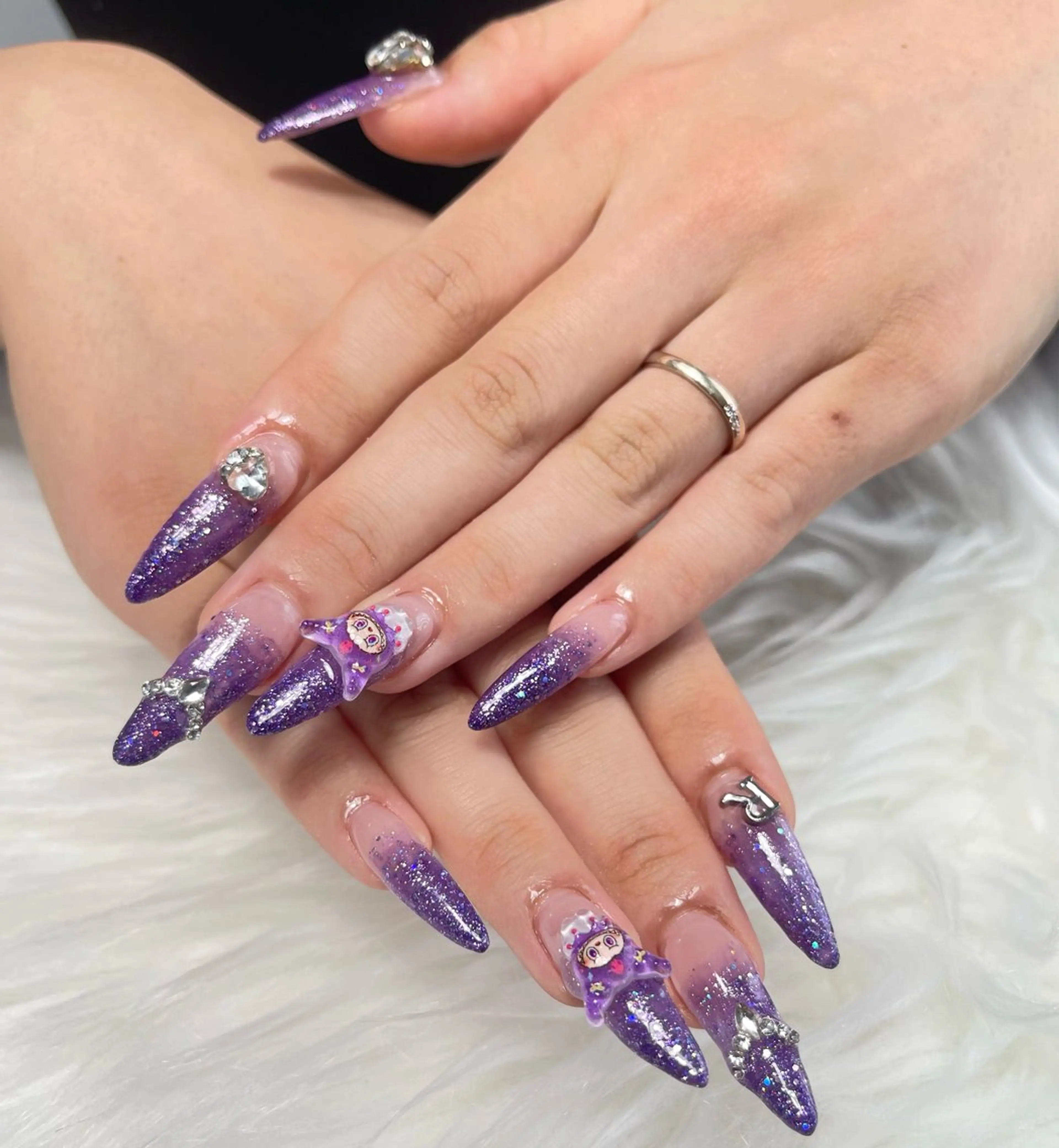 ネイル 持ち込み ari. nailのネイルデザイン