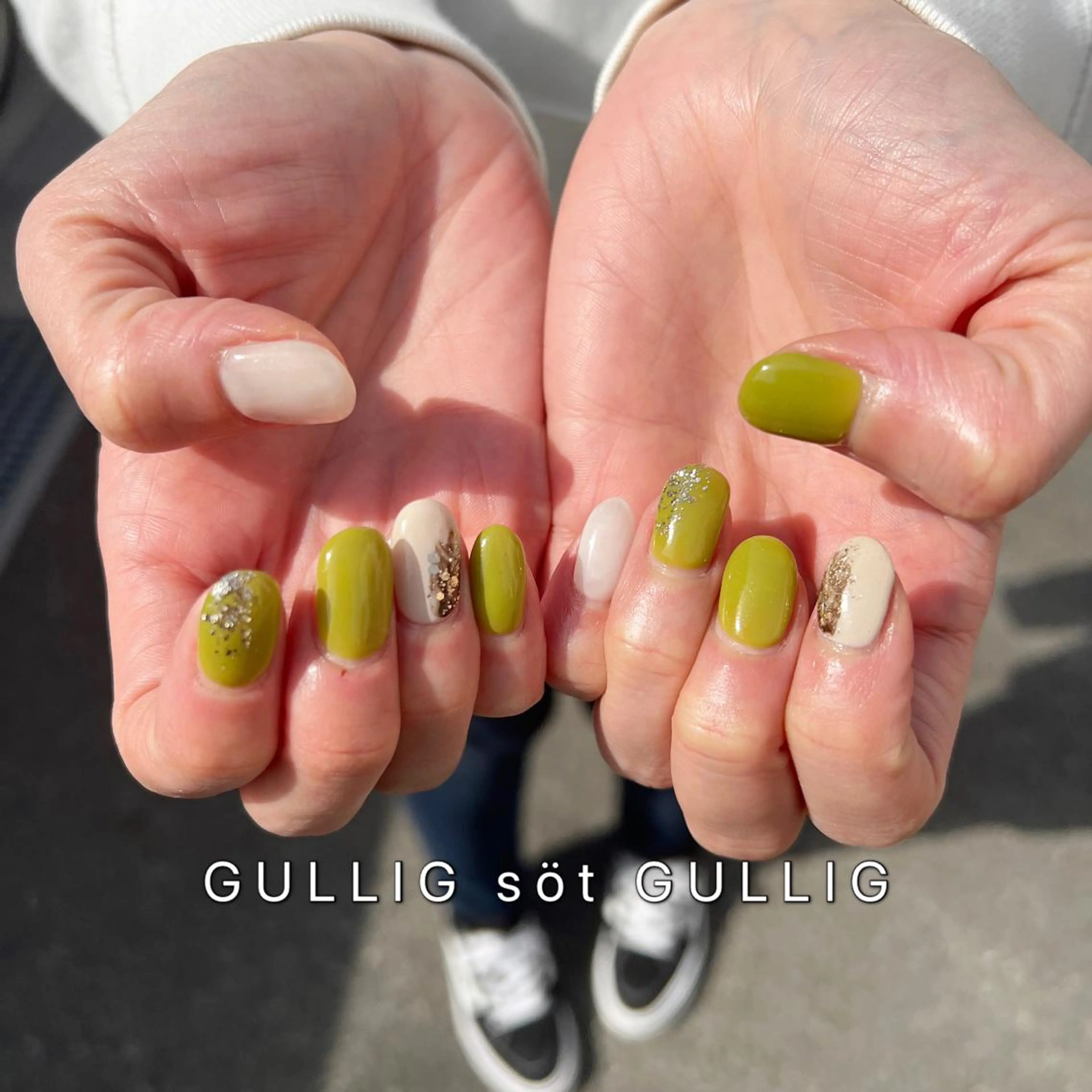 ネイル ハンドネイル GULLIG söt GULLIGのネイルデザイン