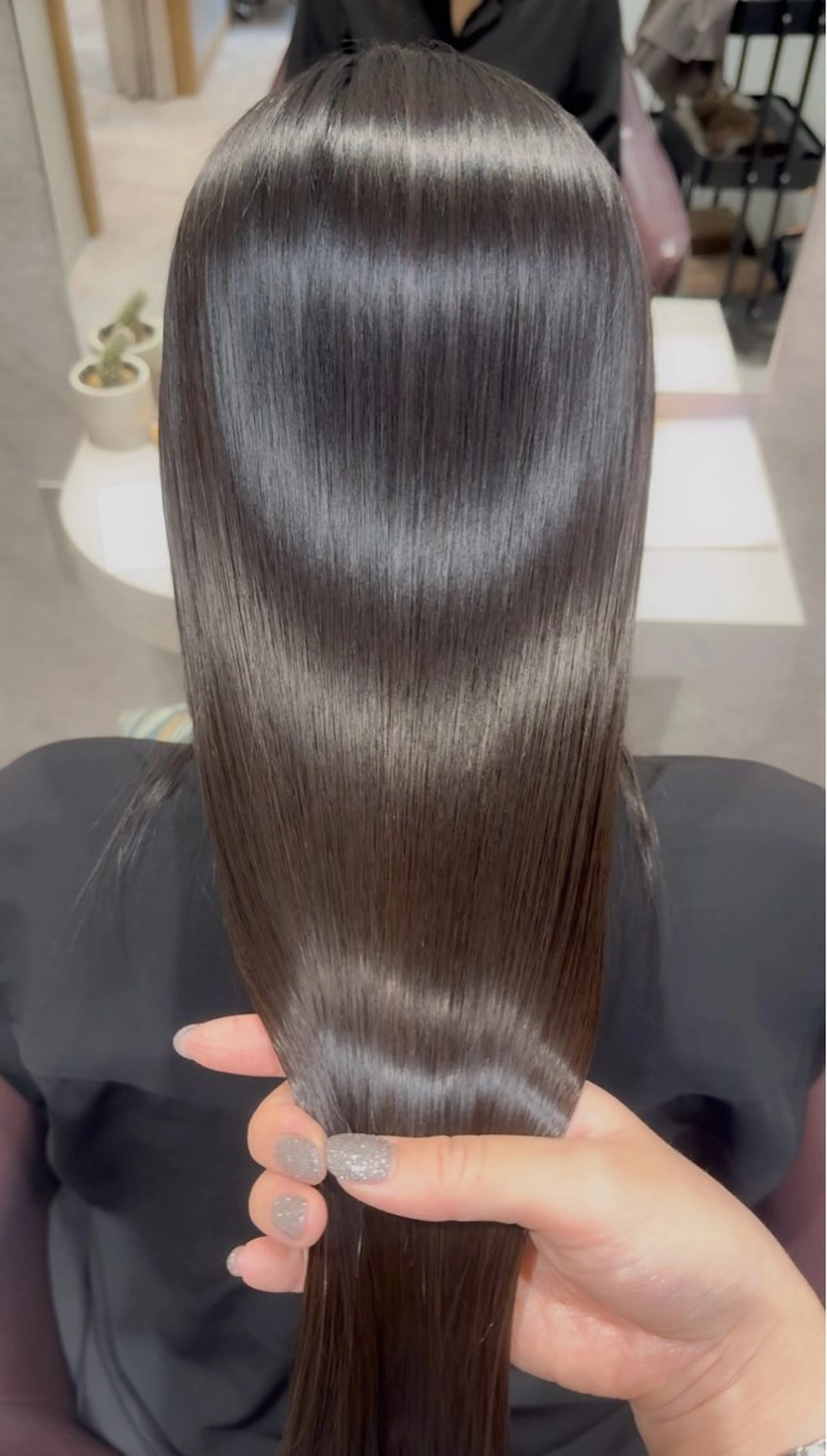 ロング カット ヘアカラー トリートメント 髪質改善専門店waTatori〜私のトリートメント〜所属・新宿🫧髪質改善🫧 艶カラー🫧個室のヘアスタイル