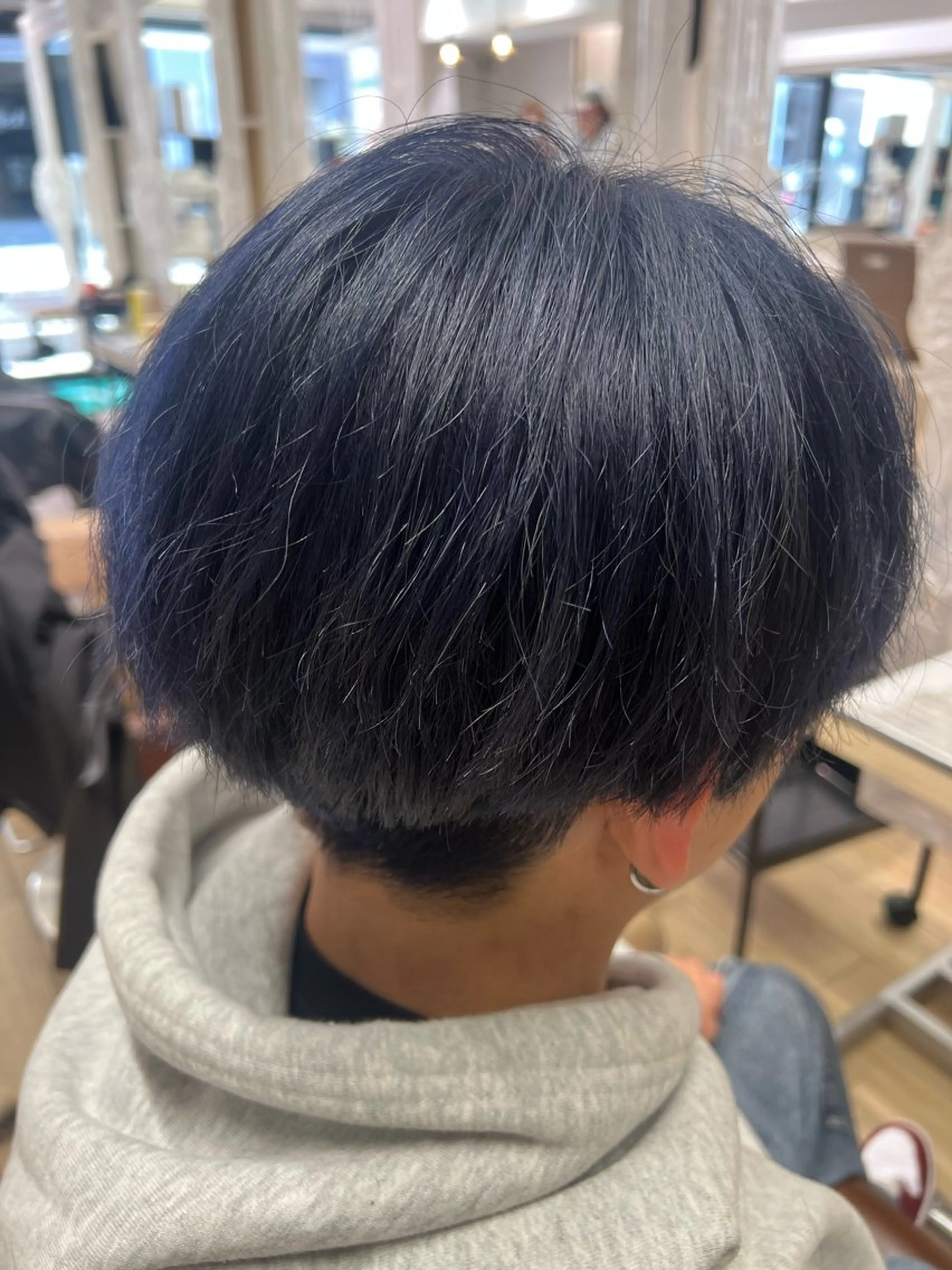 ショート カラー 高橋 香奈のヘアスタイル