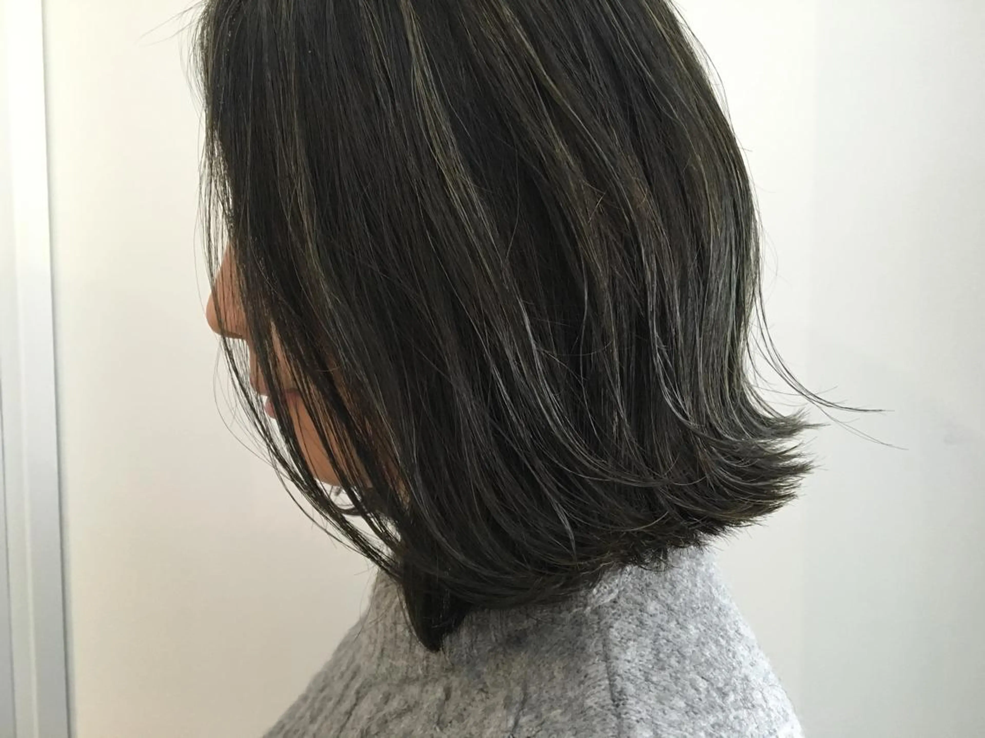 セミロング カラー ハイライトカラー ハイライト 半個室女性salon 🩰Natsumiのヘアスタイル