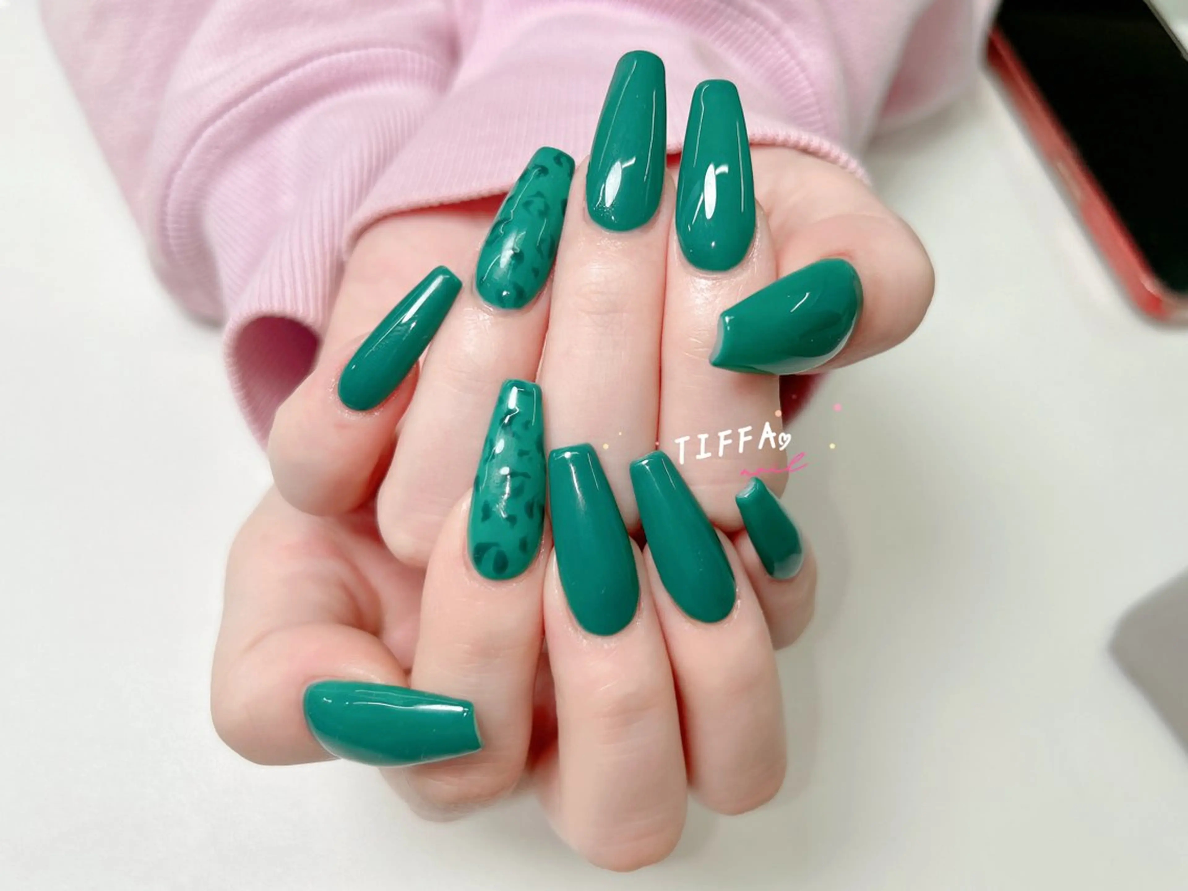 【チップ長さだし】フォルム無料★ワンカラー/ラメグラ￥8980円の写真