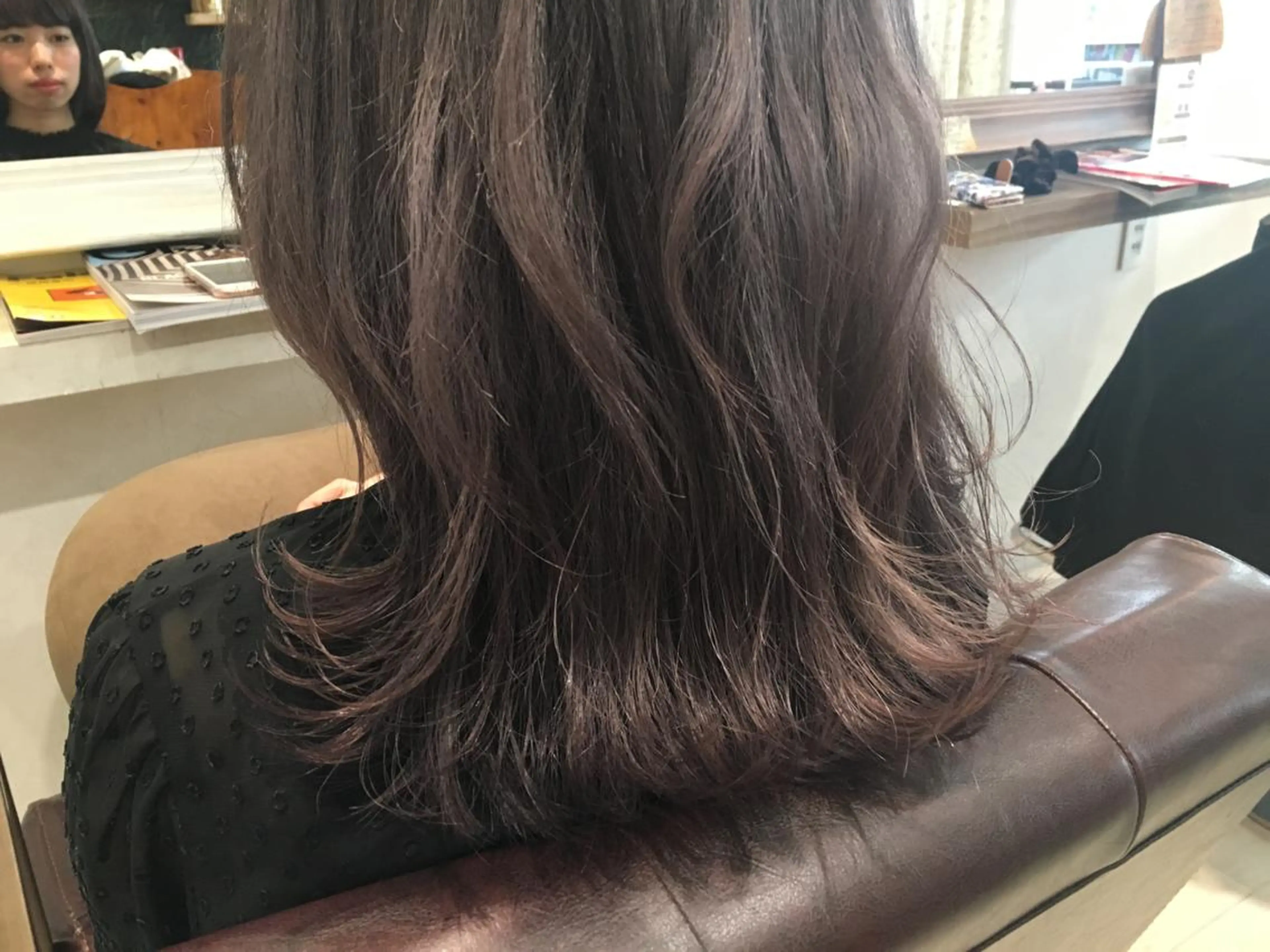 セミロング カラー nakahara madokaのヘアスタイル