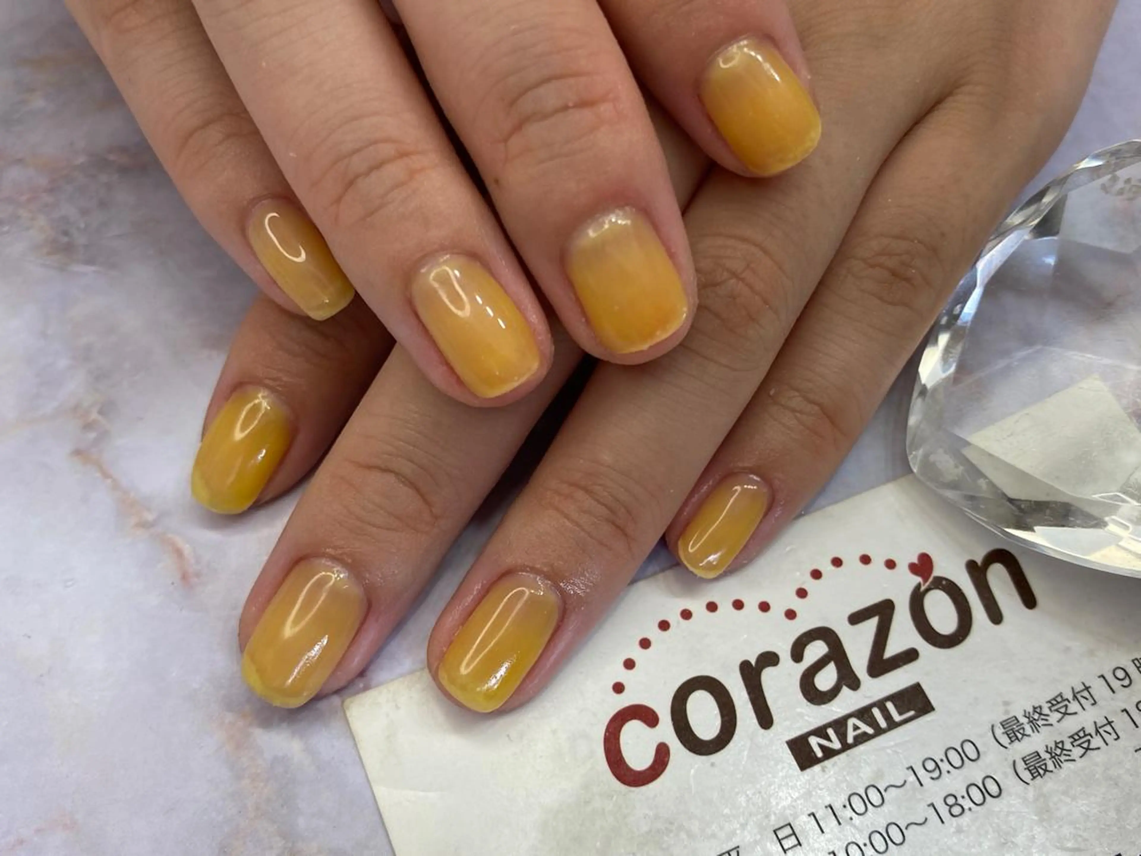 ネイル ジェルネイル ワンカラーネイル オレンジ 黄色 corazon所属・ネイリスト aicoのネイルデザイン