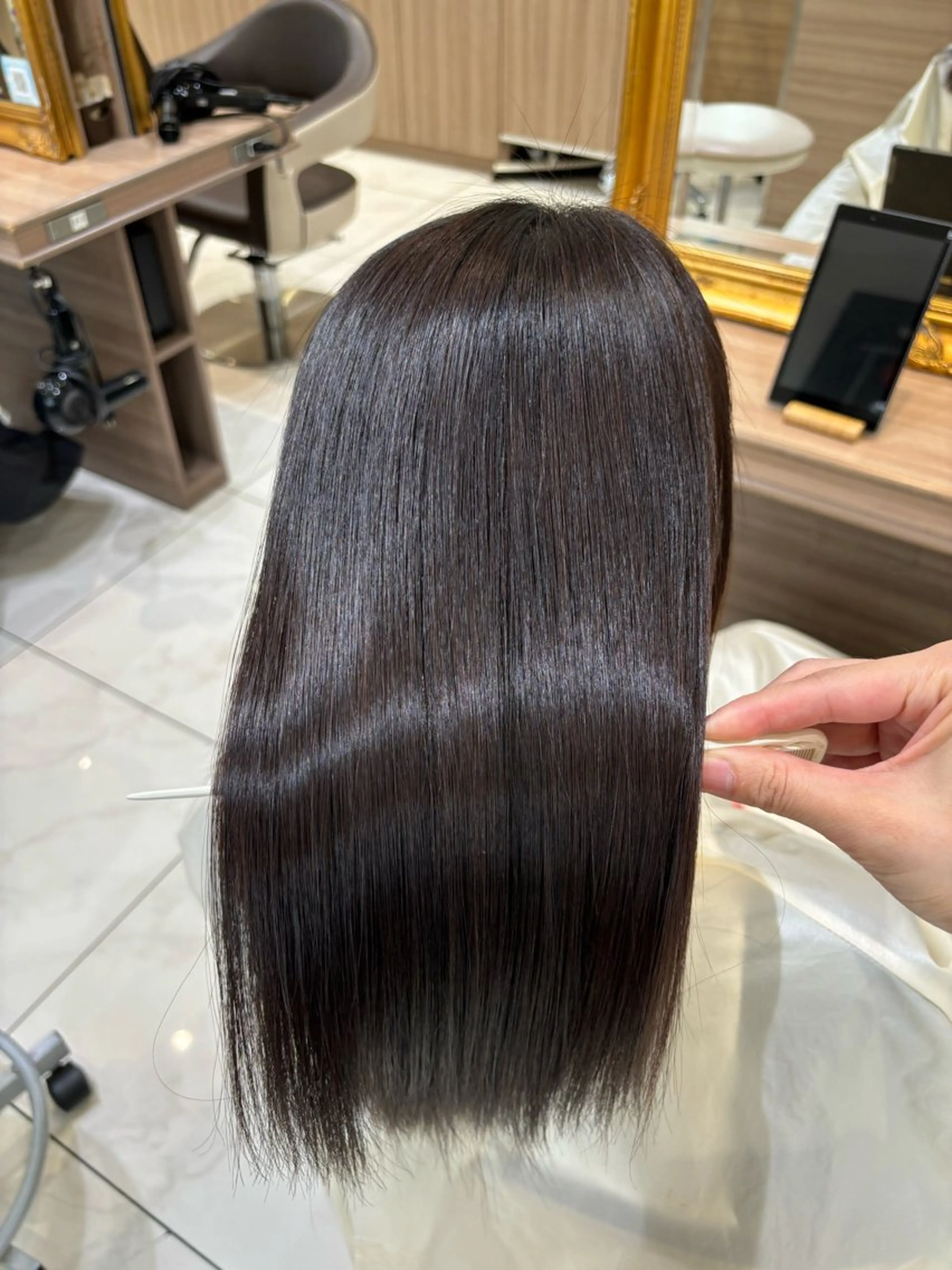 ロング 髪質改善 縮毛矯正 縮毛矯正 🥀縮毛矯正🥀 川﨑和希のヘアスタイル