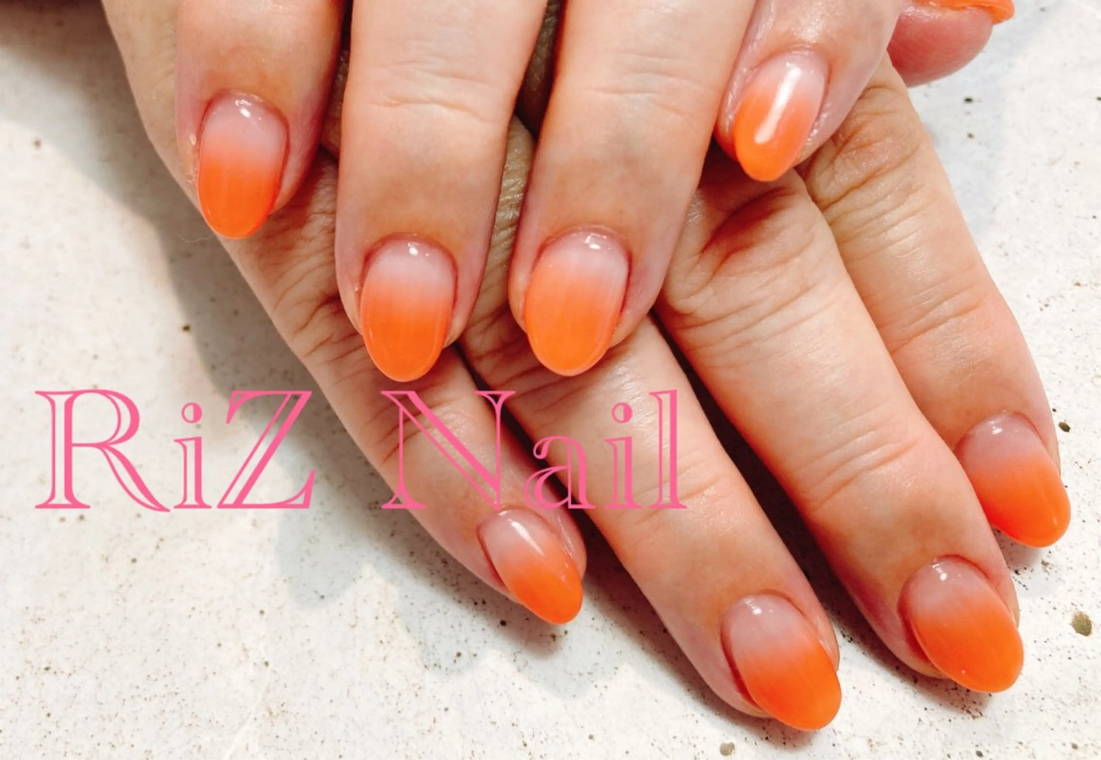 ネイル グラデーション オレンジ RiZ nail salonのネイルデザイン