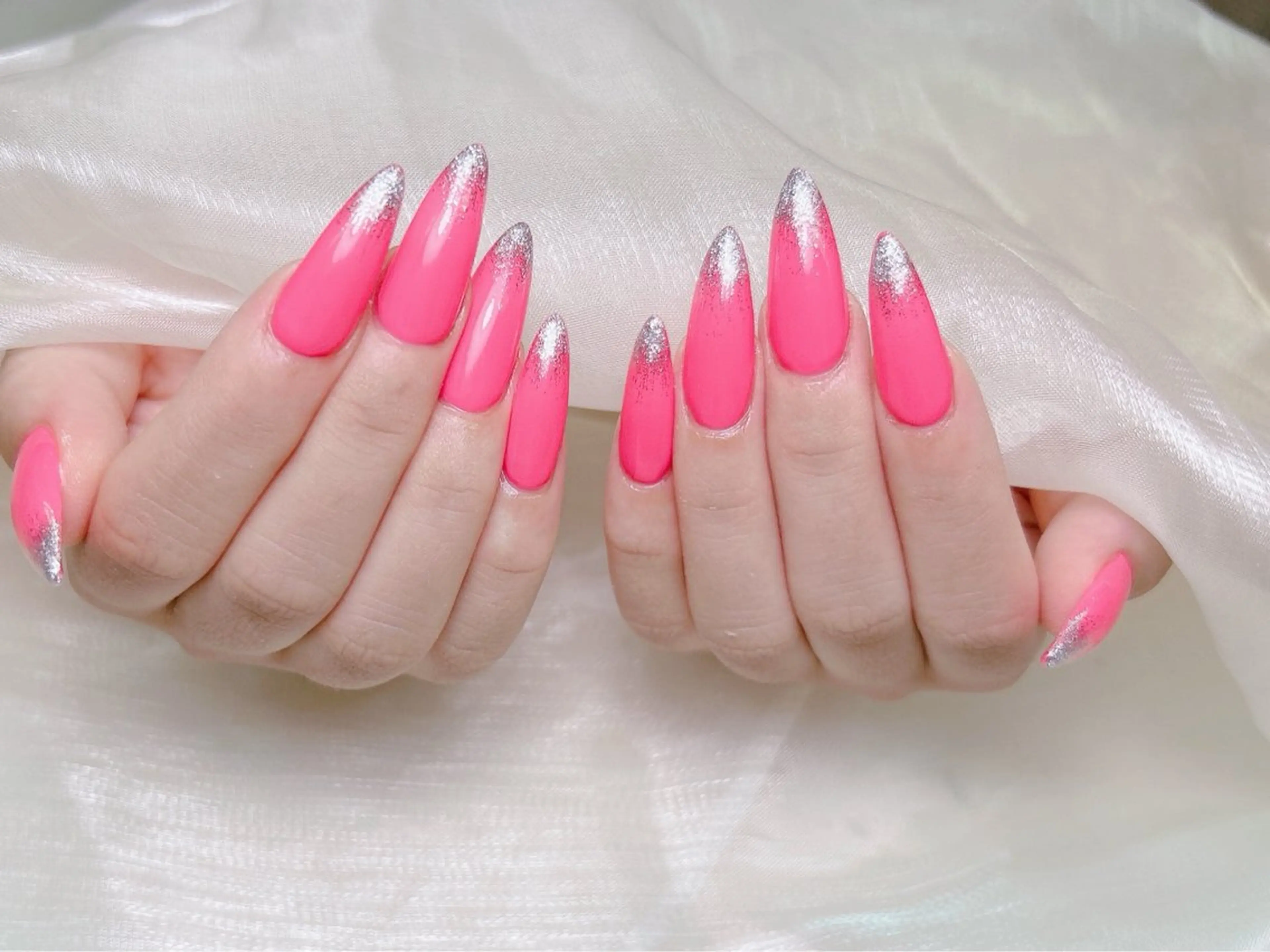 ネイル lucky nail 歌舞伎町のネイルデザイン