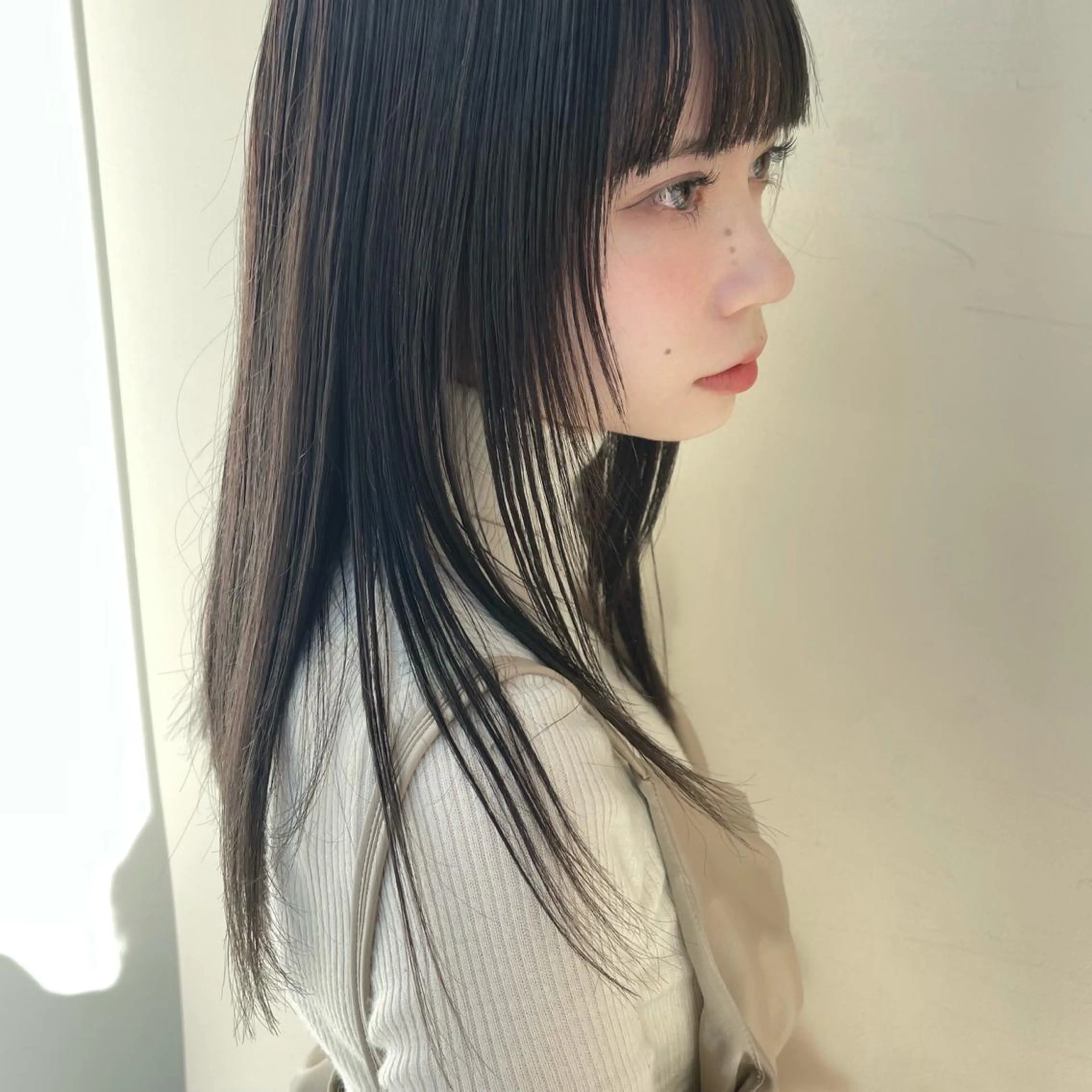 セミロング カラー 佐藤 悠衣/透明感 カラー/似合わせ前髪のヘアスタイル