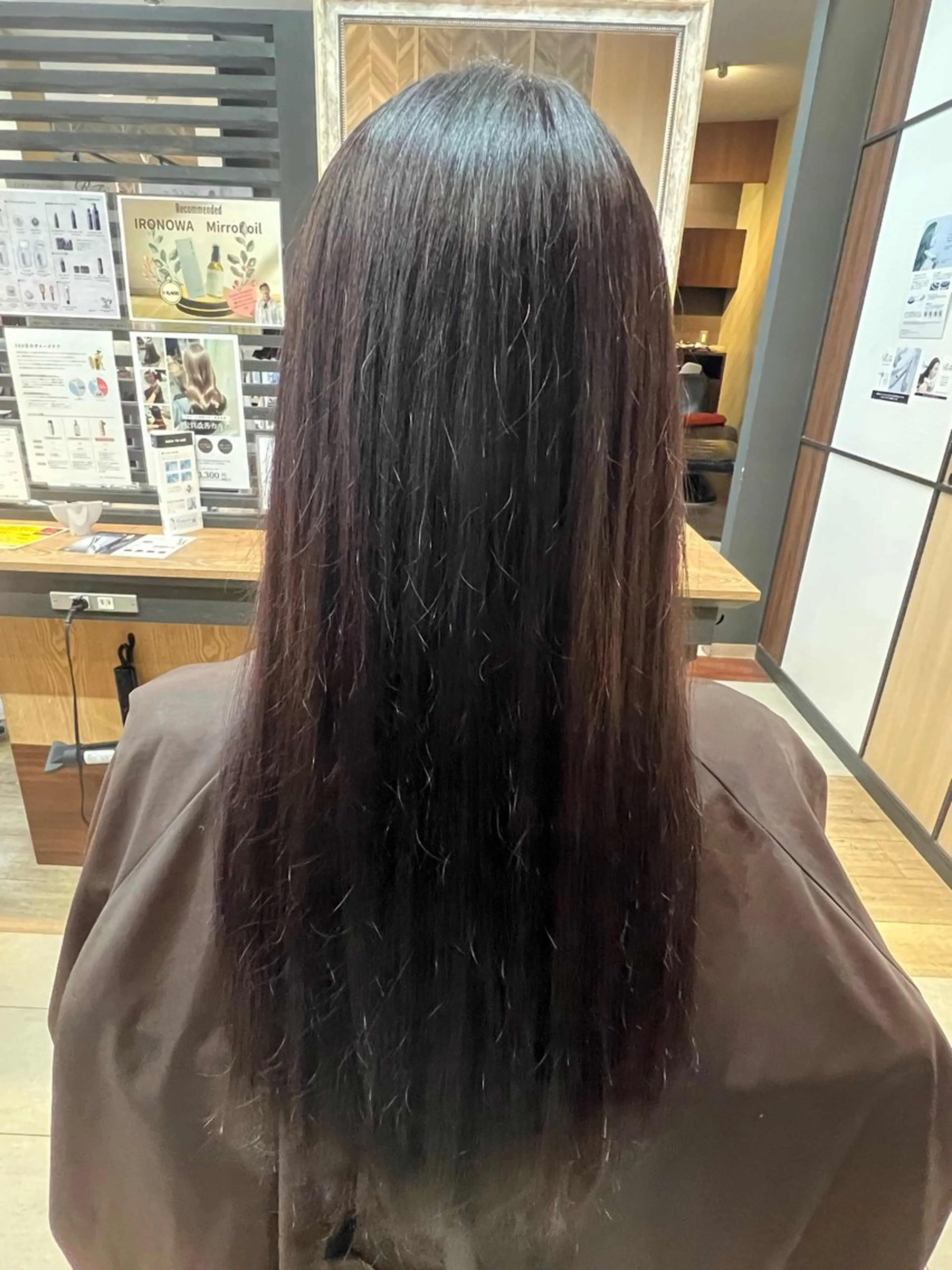 ロング ヘアカラー トリートメント ナカオ シュウヘイのヘアスタイル