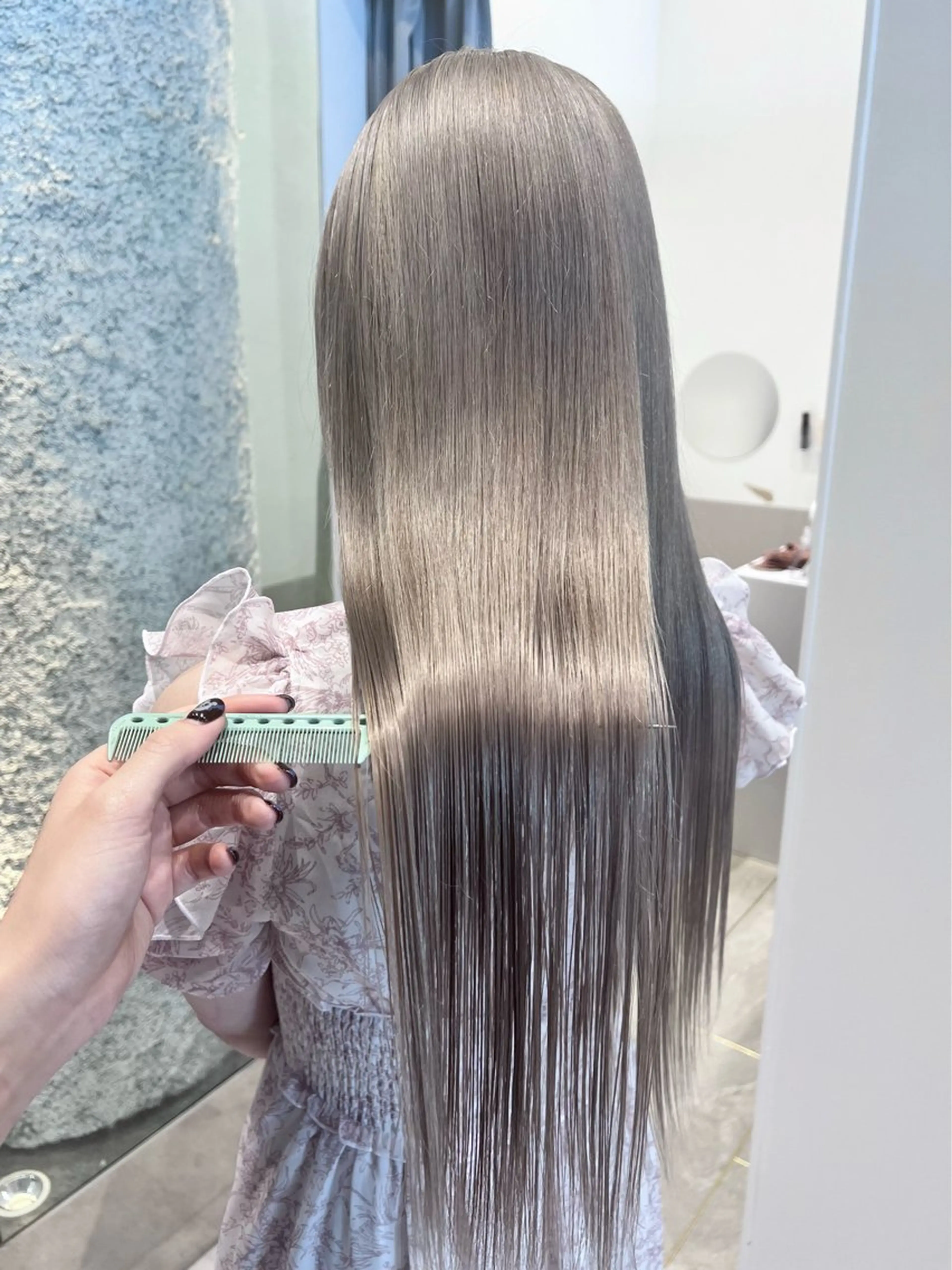 ロング カラー ヘアカラー マンツーマン女性 美容師 奏のヘアスタイル