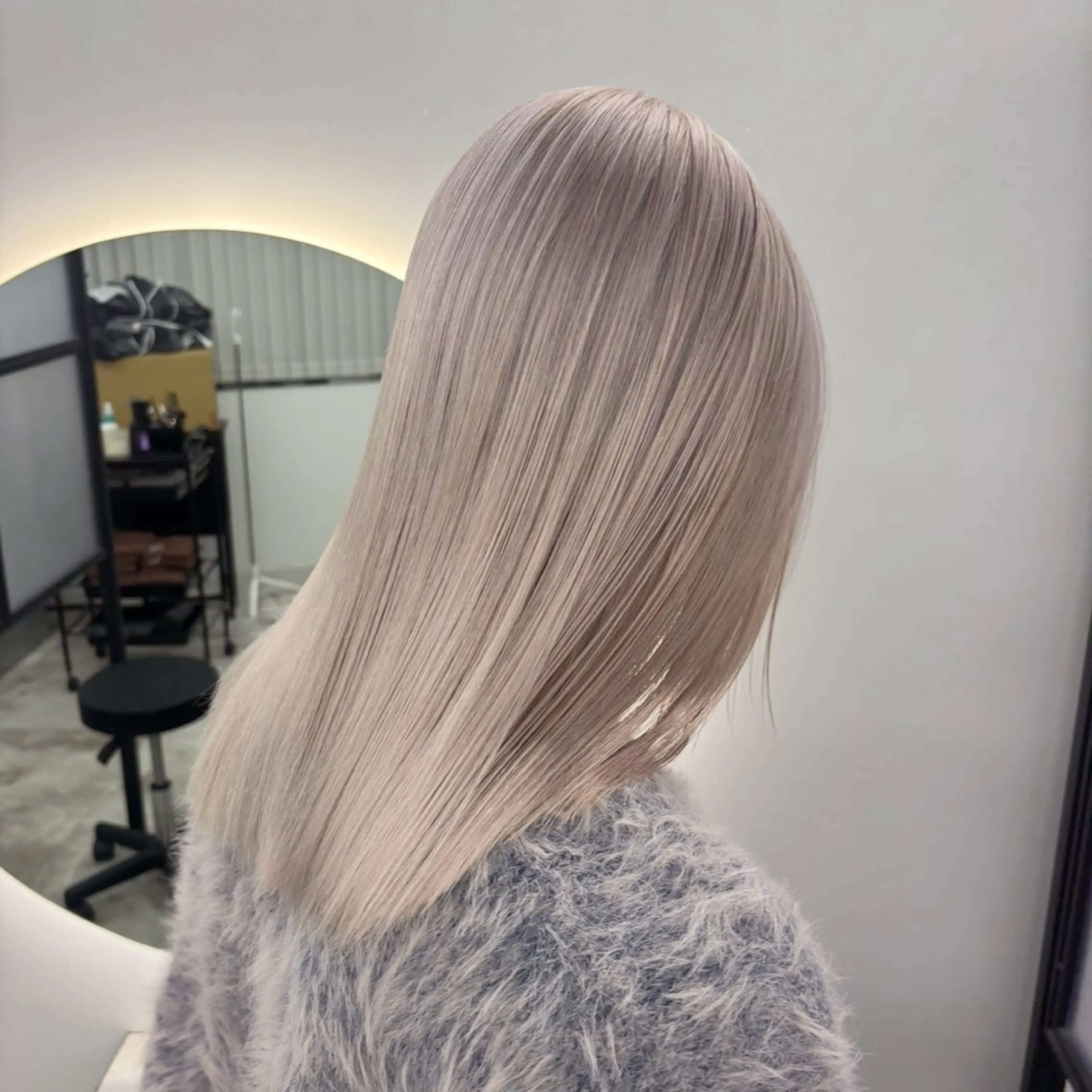 セミロング カラー ヘアカラー Ren. 🦋デザインカラーのヘアスタイル