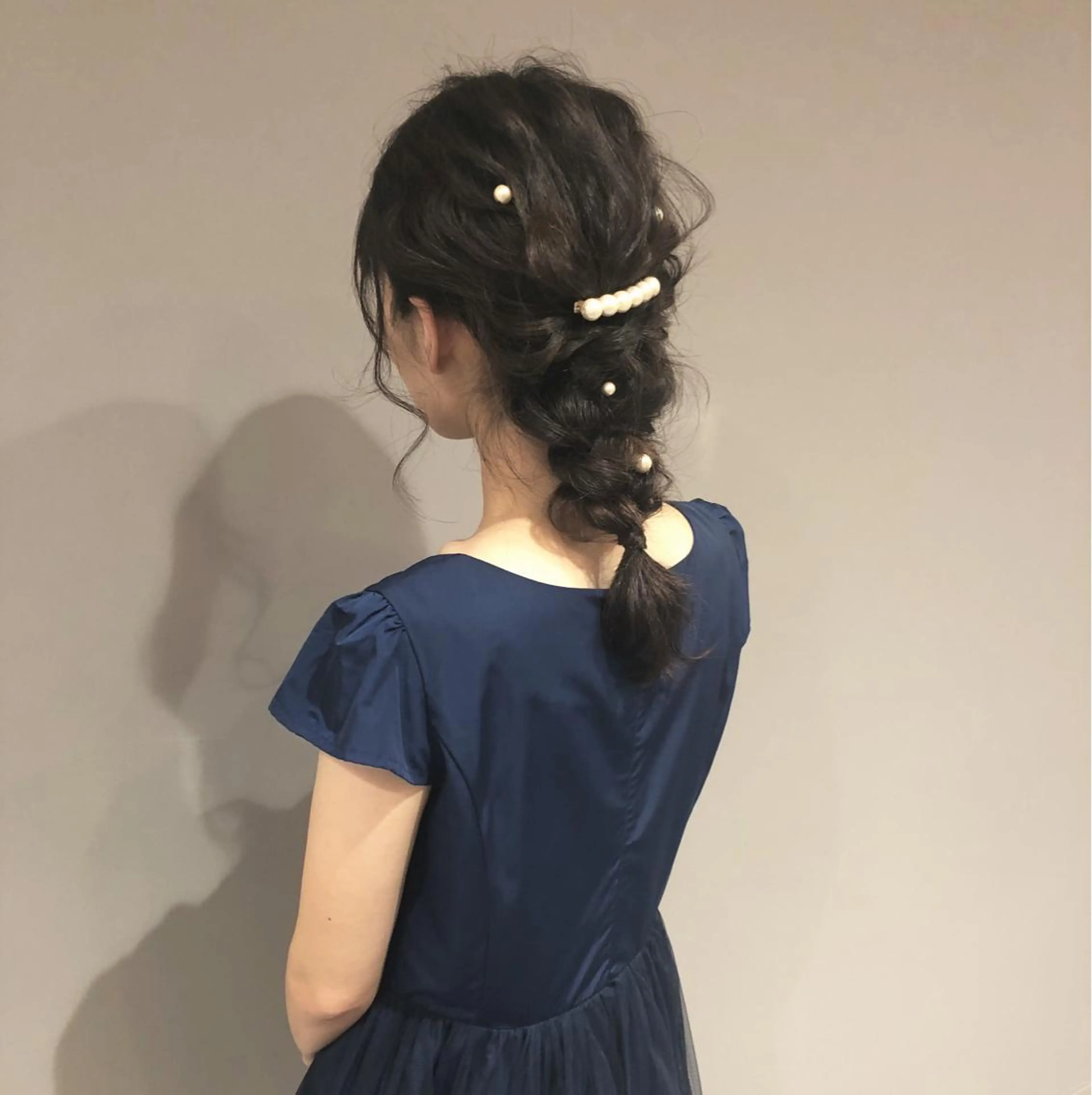 ミディアム ヘアアレンジ 結婚式・ブライダル カット ヘアカラー 縮毛矯正 髪質改善/縮毛矯正 /青山 早希🐾のヘアスタイル