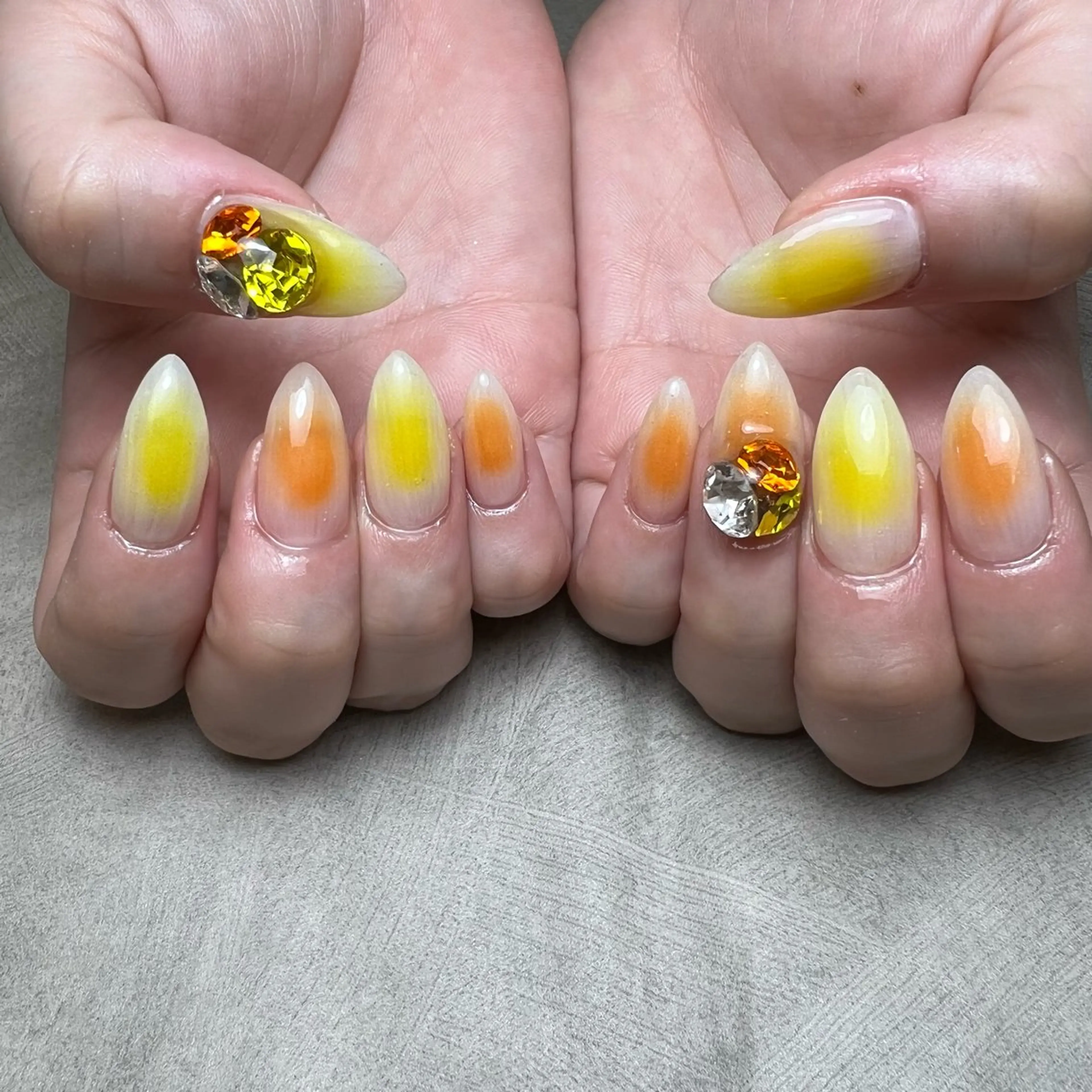 ネイル アートネイル チークネイル 成人式 ジェルネイル 韓国ネイル MAKANI salonのネイルデザイン