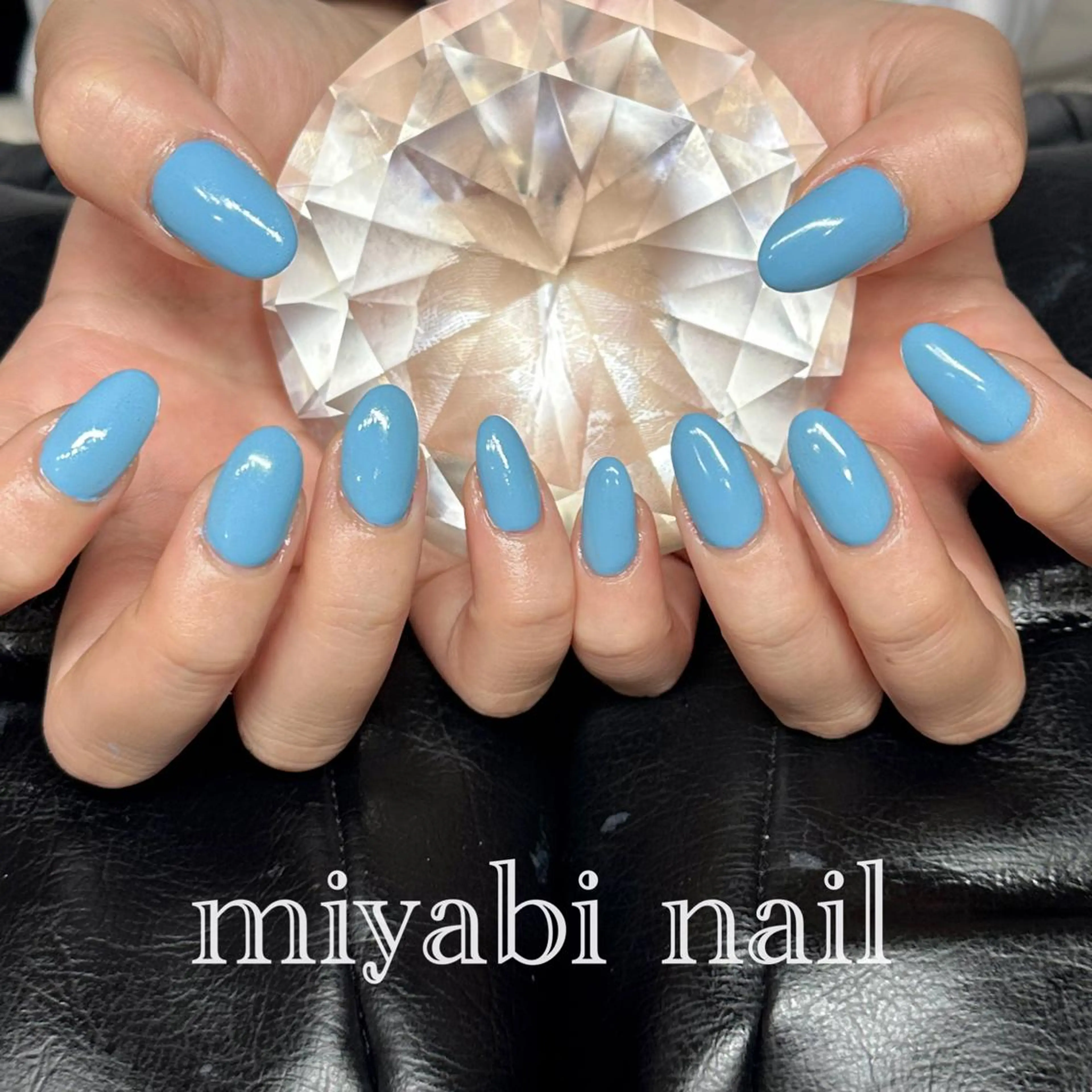 ネイル ブルー 持ち込み ワンカラーネイル シンプルネイル 春ネイル ハンドネイル miyabi nail 桂川駅近くのネイルデザイン