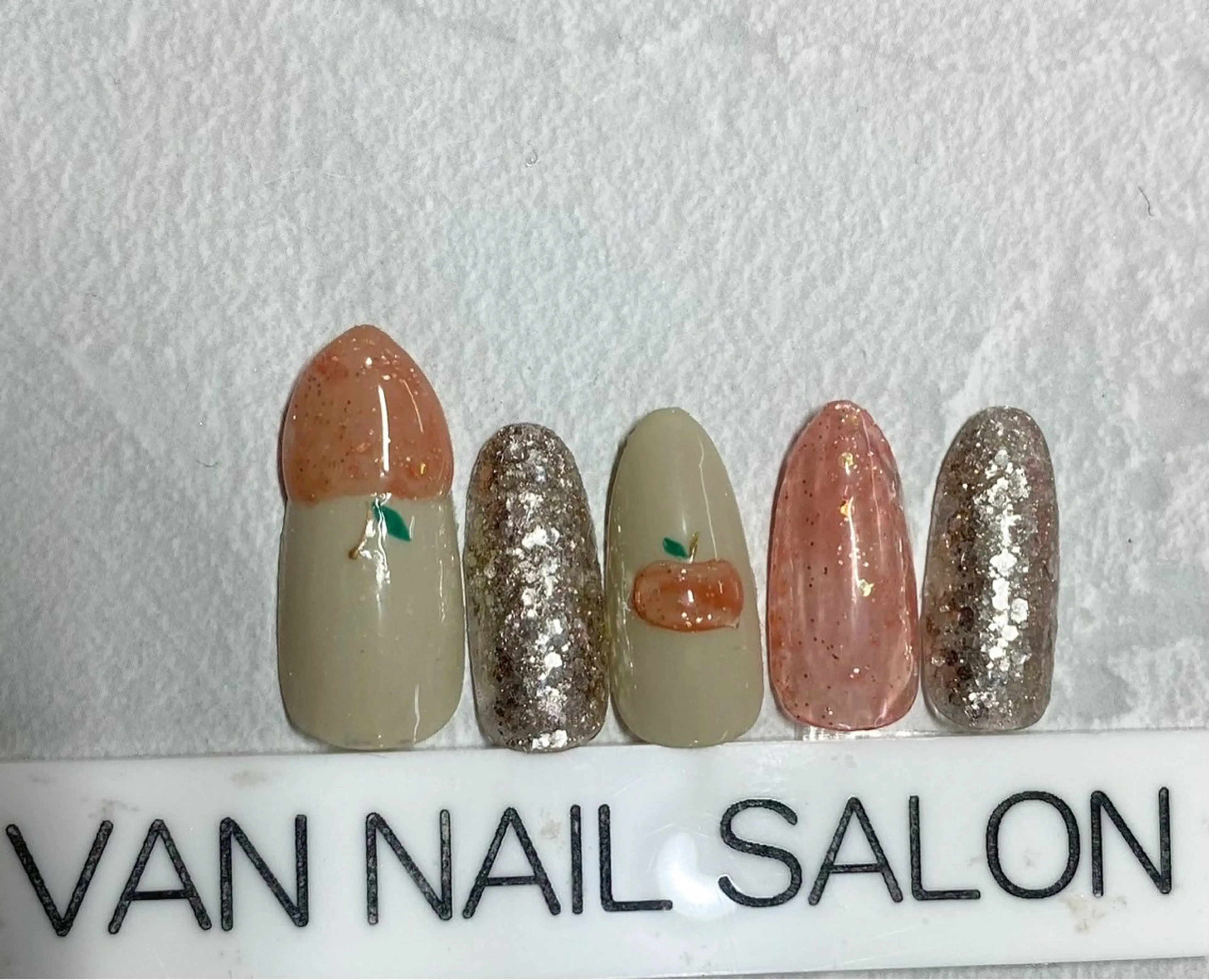 ネイル Van Nail Salonのネイルデザイン