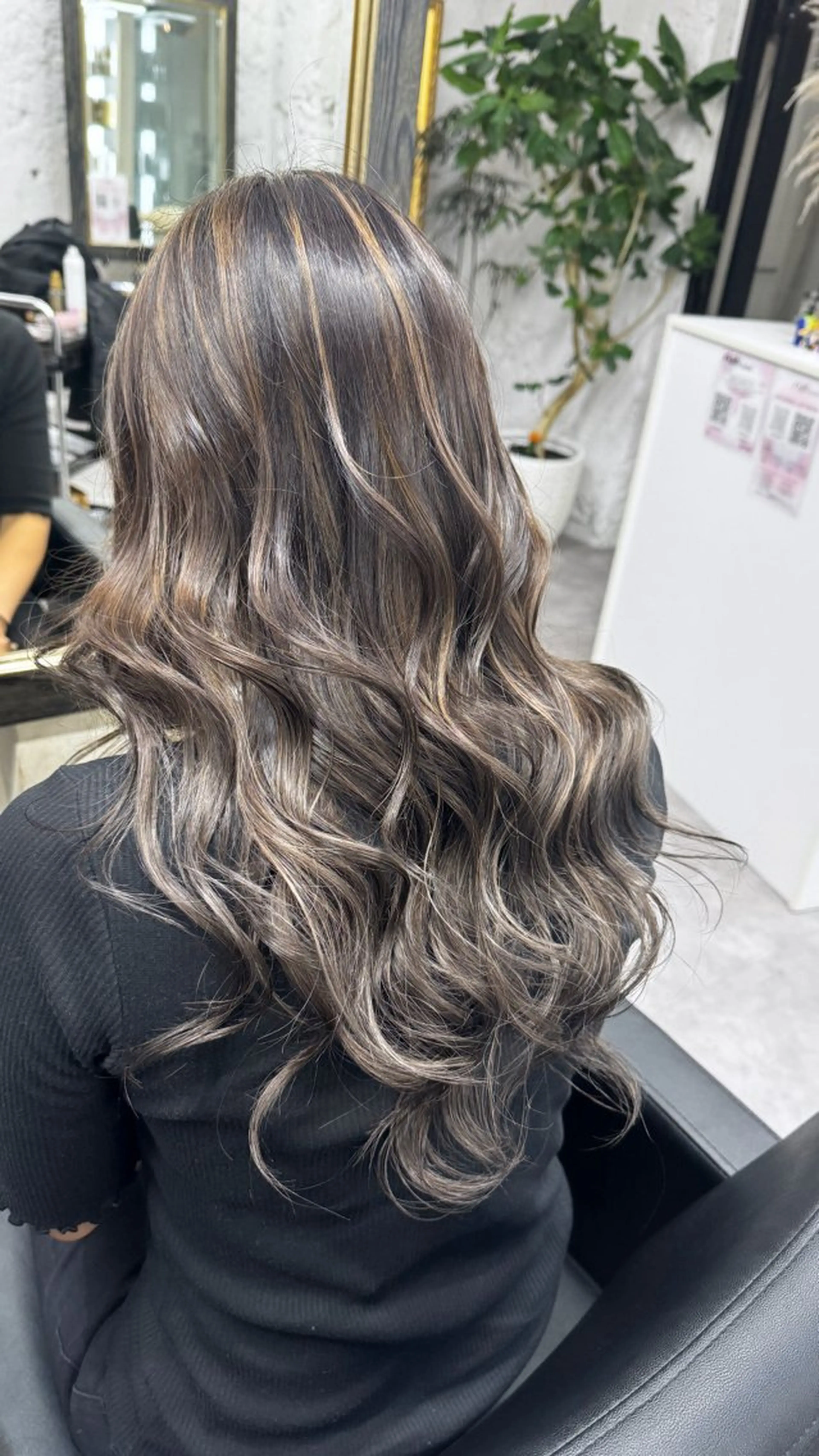 ロング ダブルカラー✨️ 五島桜樫のヘアスタイル