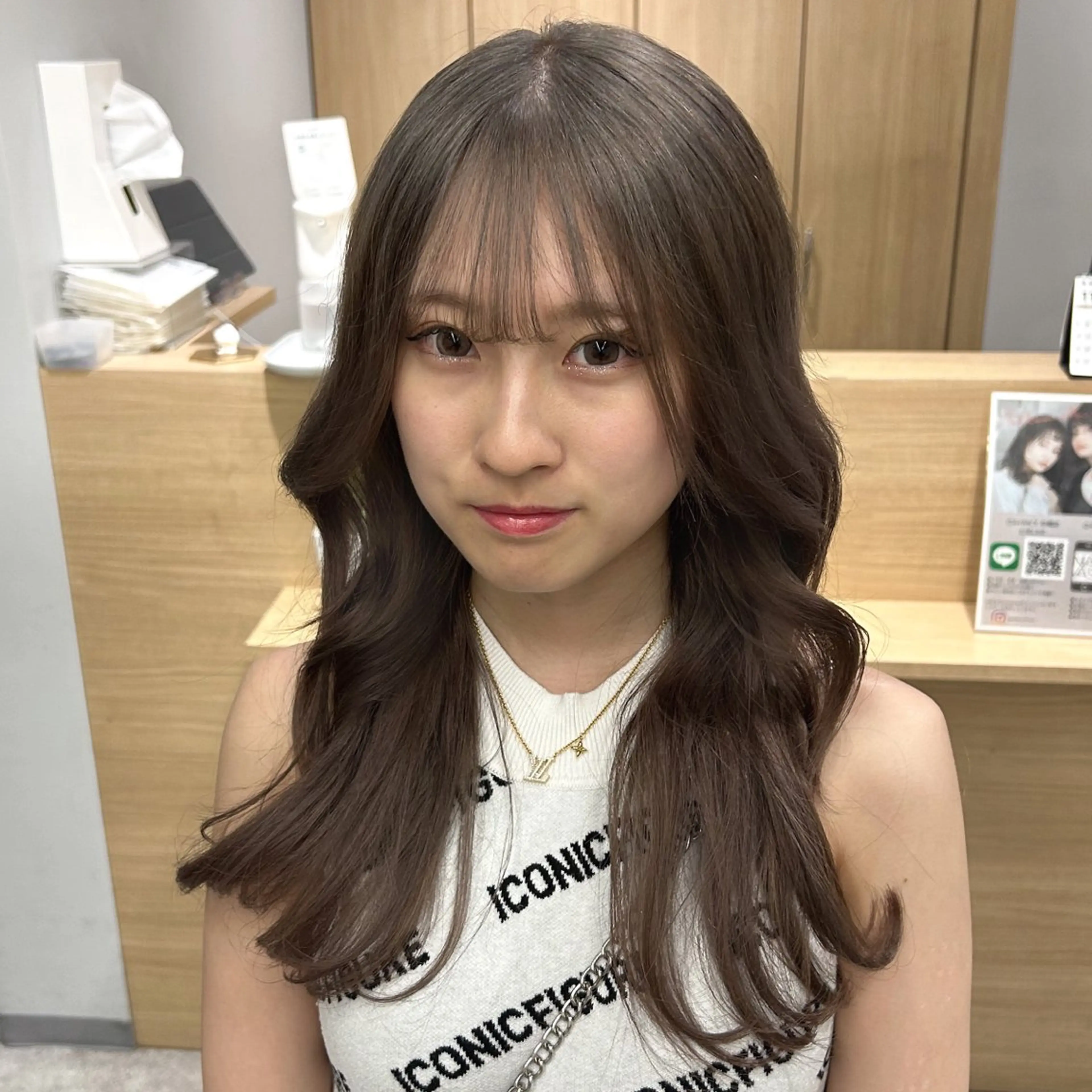 ロング カラー ベージュカラー ブリーチ 韓国ヘア×レイヤー カット/上田丈也のヘアスタイル