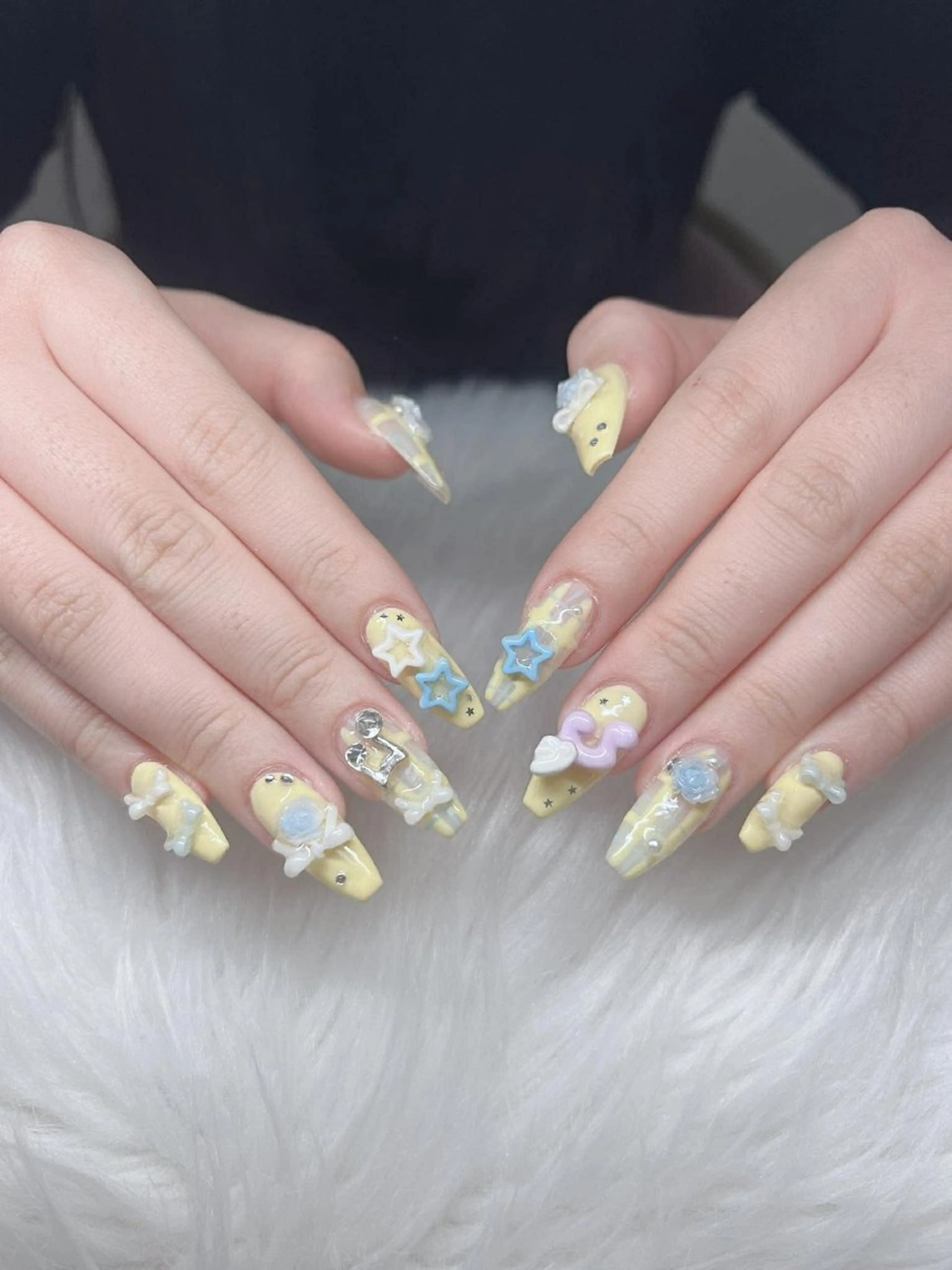 ネイル 長さ出し グラデーション 卒業式 キラキラネイル マグネットネイル ハンドネイル Lee Nailsのネイルデザイン