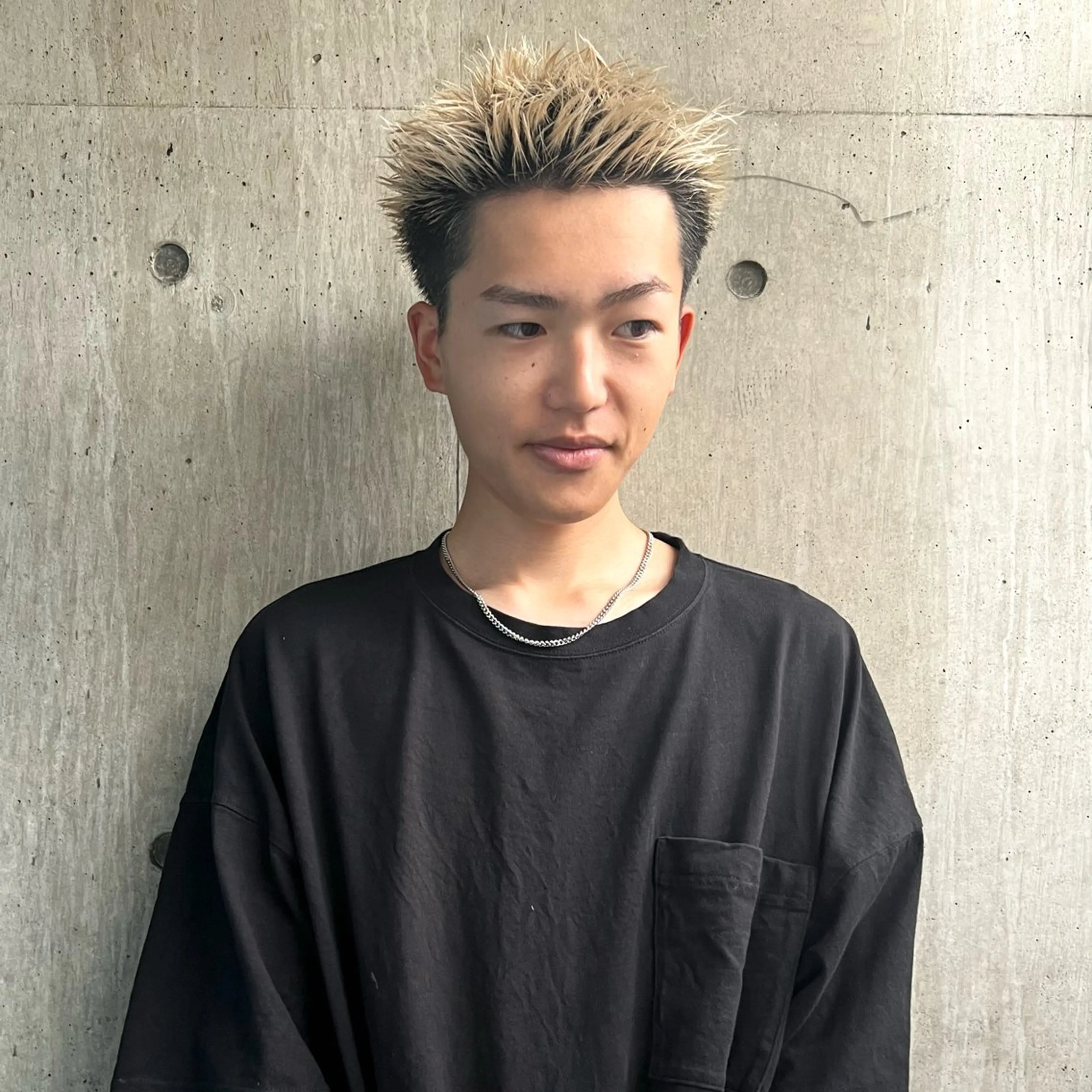 ショート カラー メンズ メンズハイトーン ハイトーンカラー カット ヘアカラー トリートメント 永野 正芳のヘアスタイル