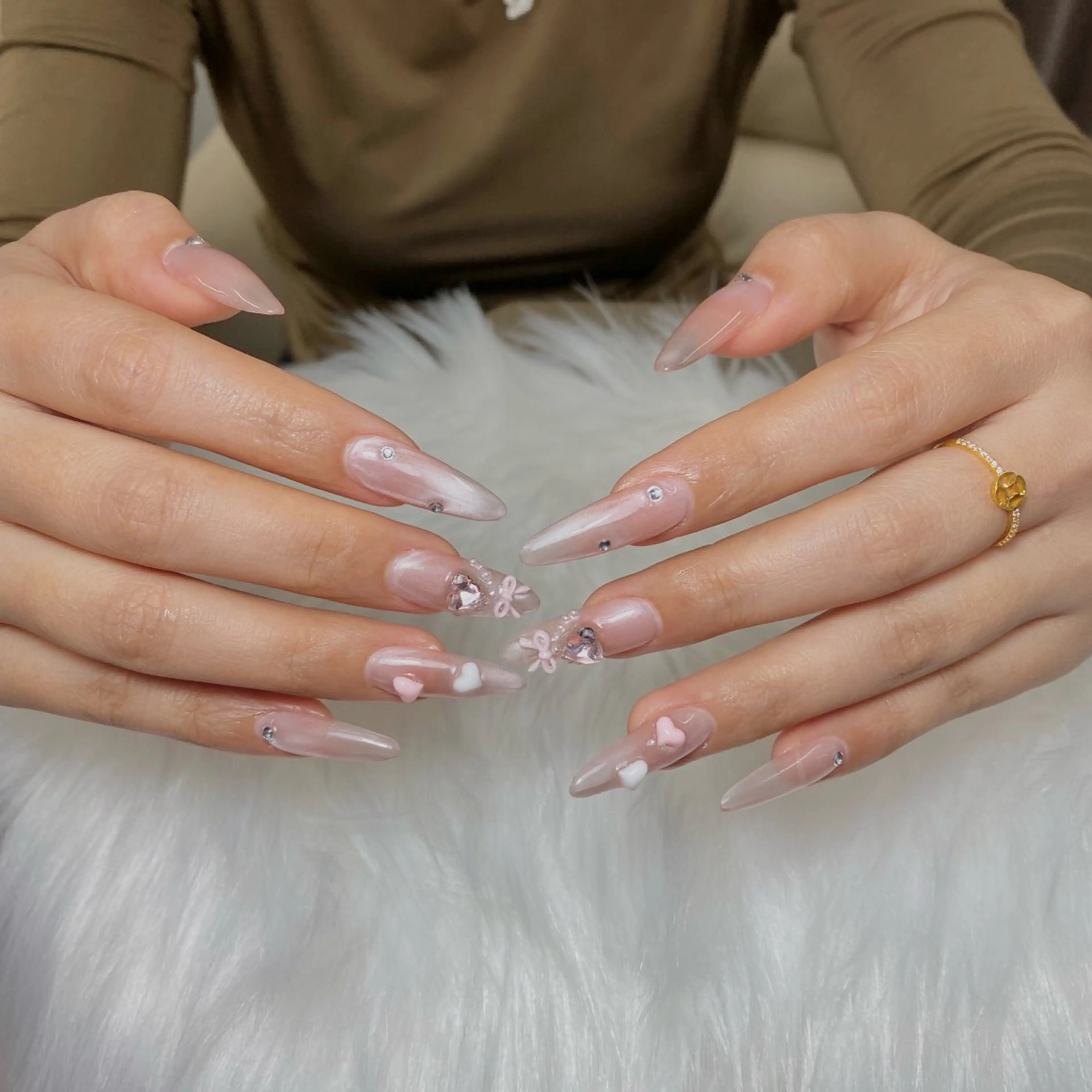 (ハンド)チップ長出しシンプルアート4本🎀✨の写真