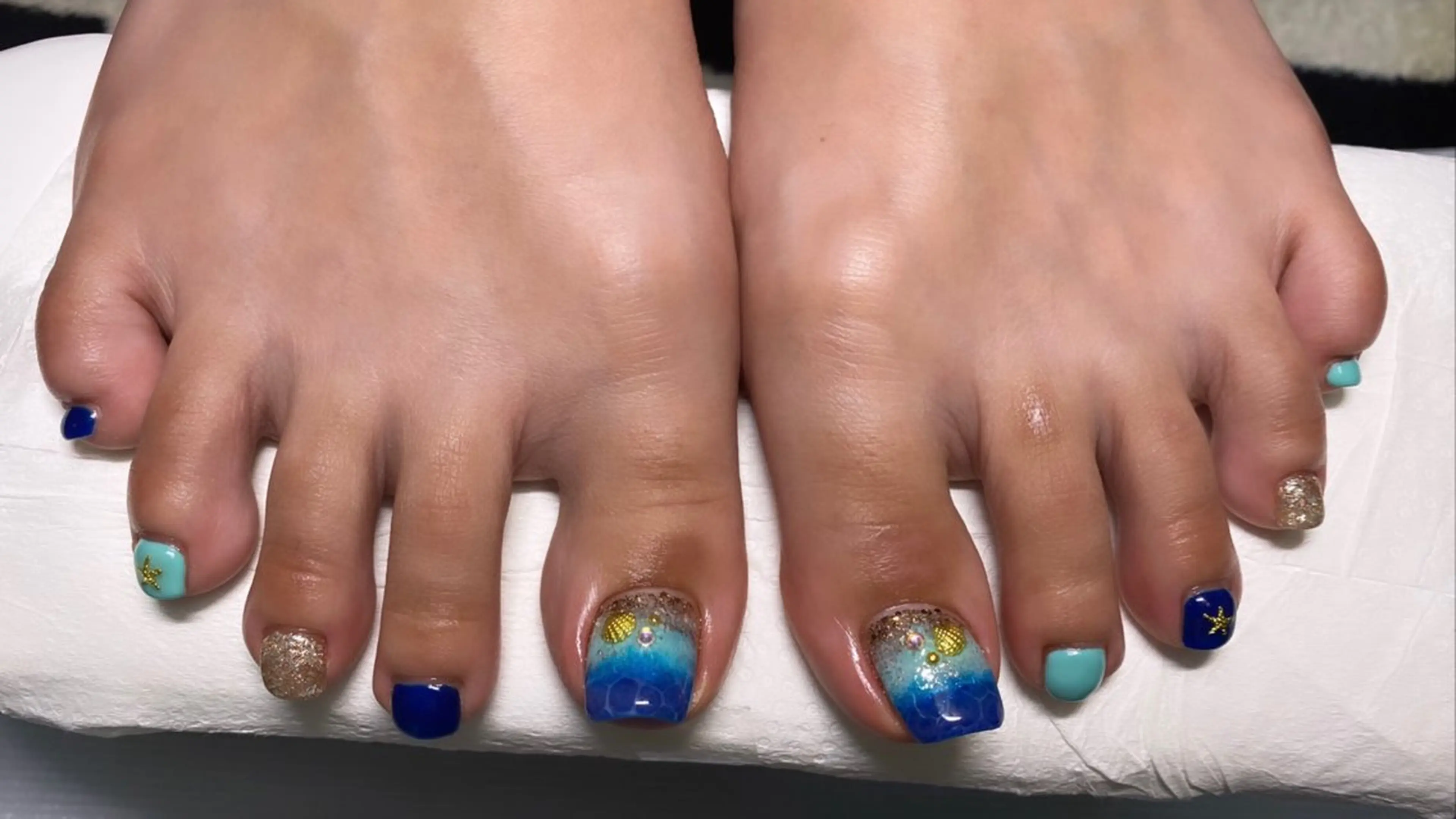 ネイル フットネイル Welina ♡♡のネイルデザイン