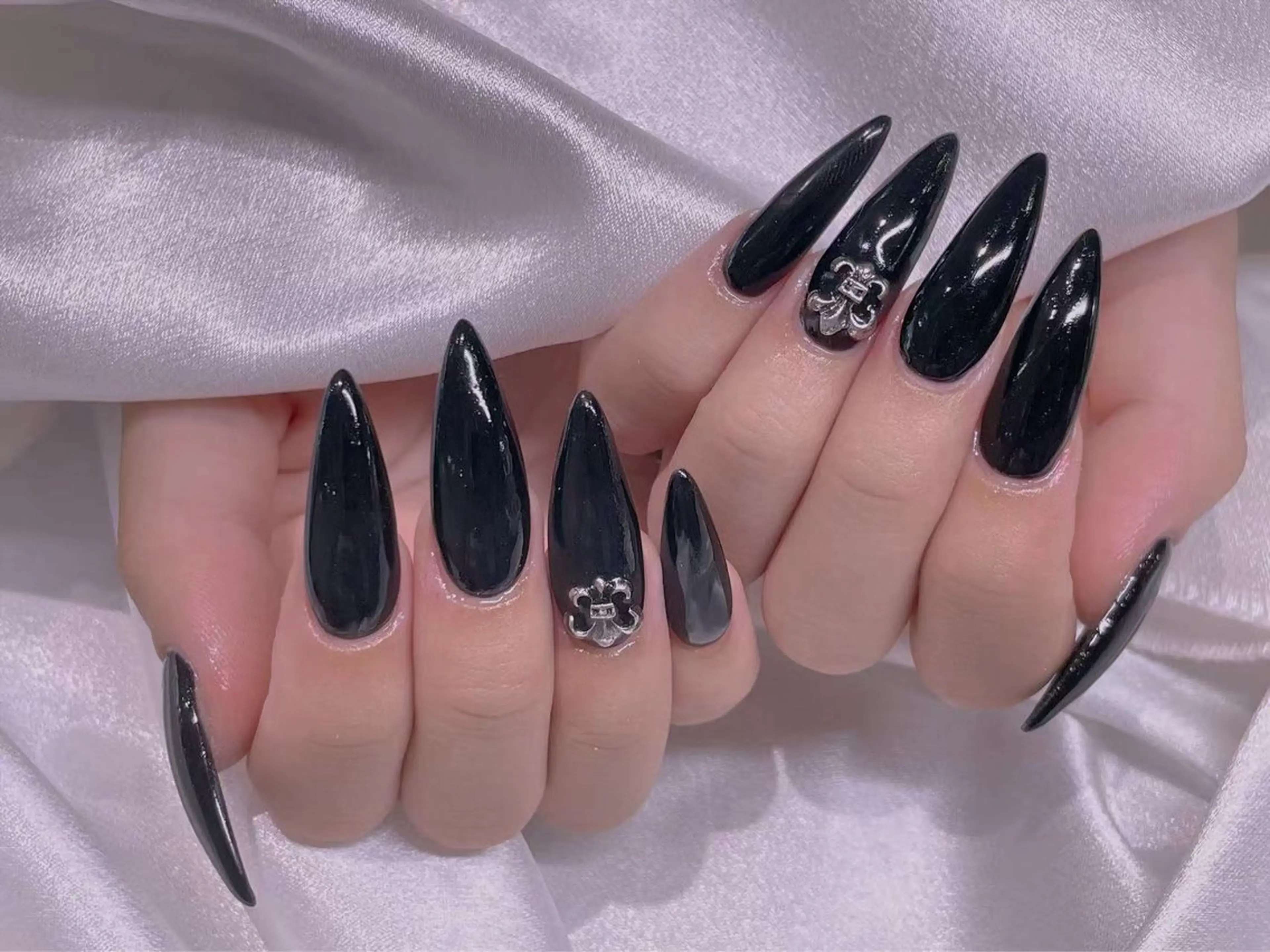 ネイル 長さ出し専門店 RIRIのネイルデザイン