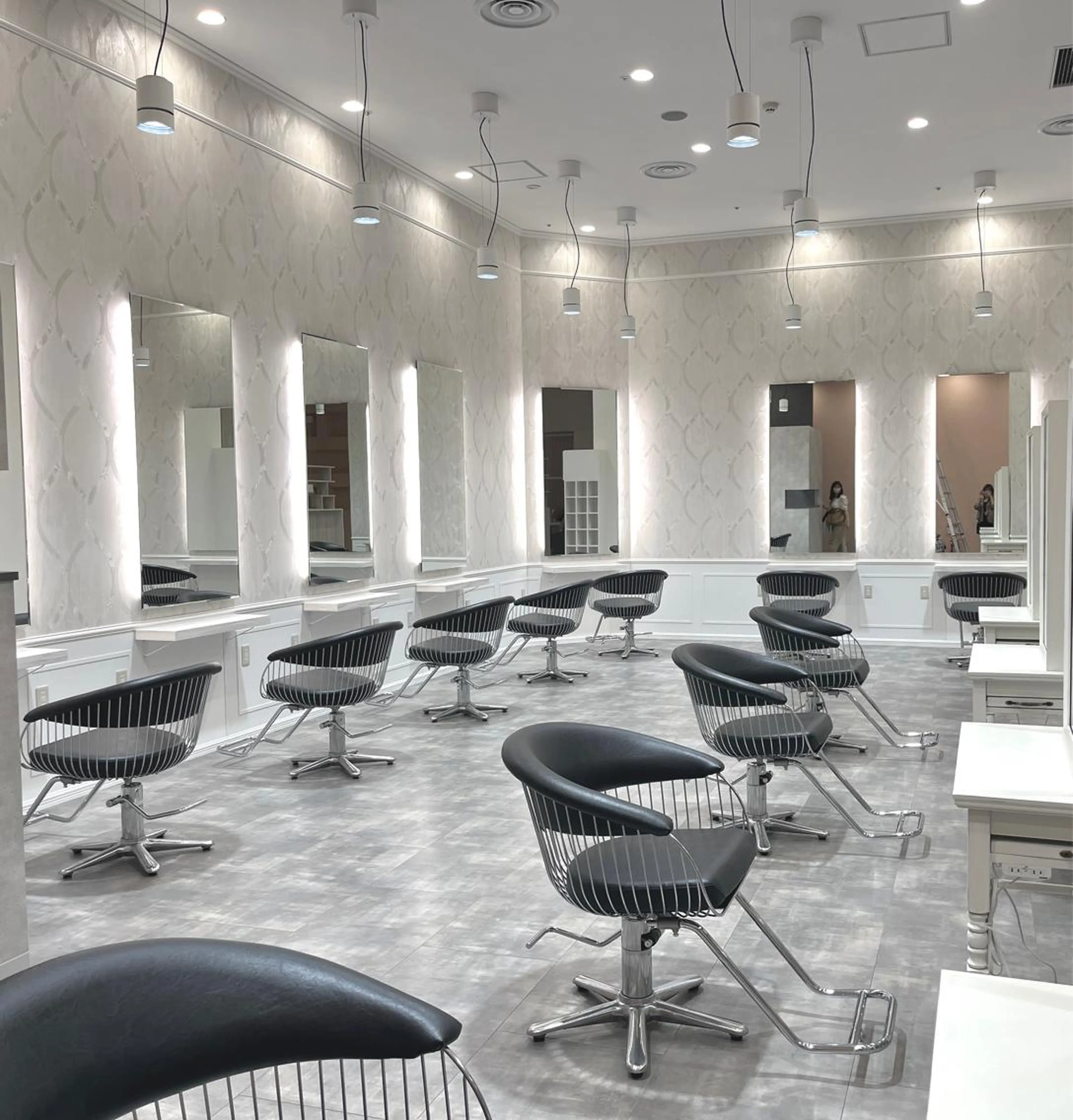 AIRI /レイヤースタイル✨のヘアスタイル