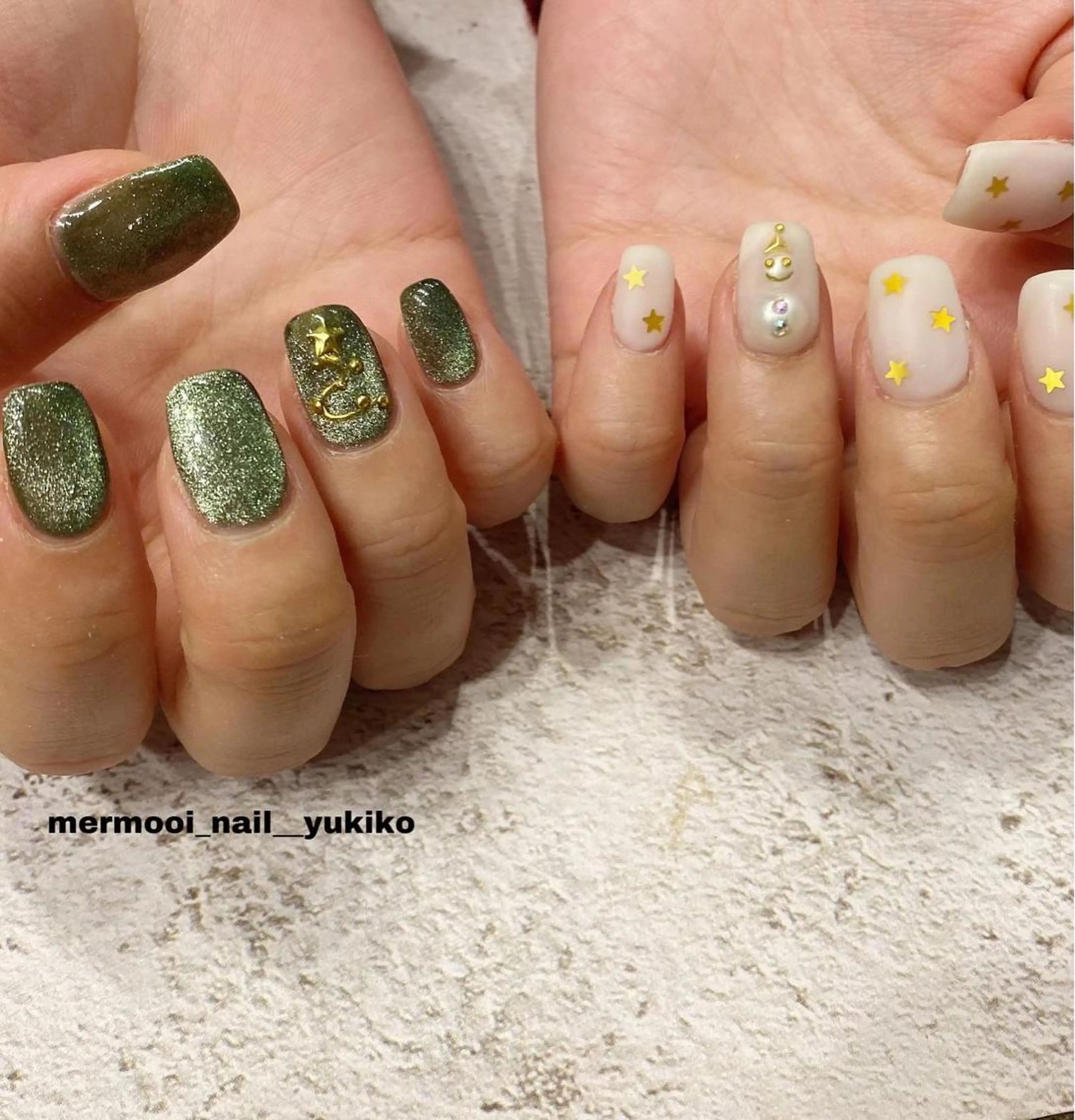 ネイル マグネットネイル マットネイル 冬ネイル クリスマス ハンドネイル melumooi nailのネイルデザイン