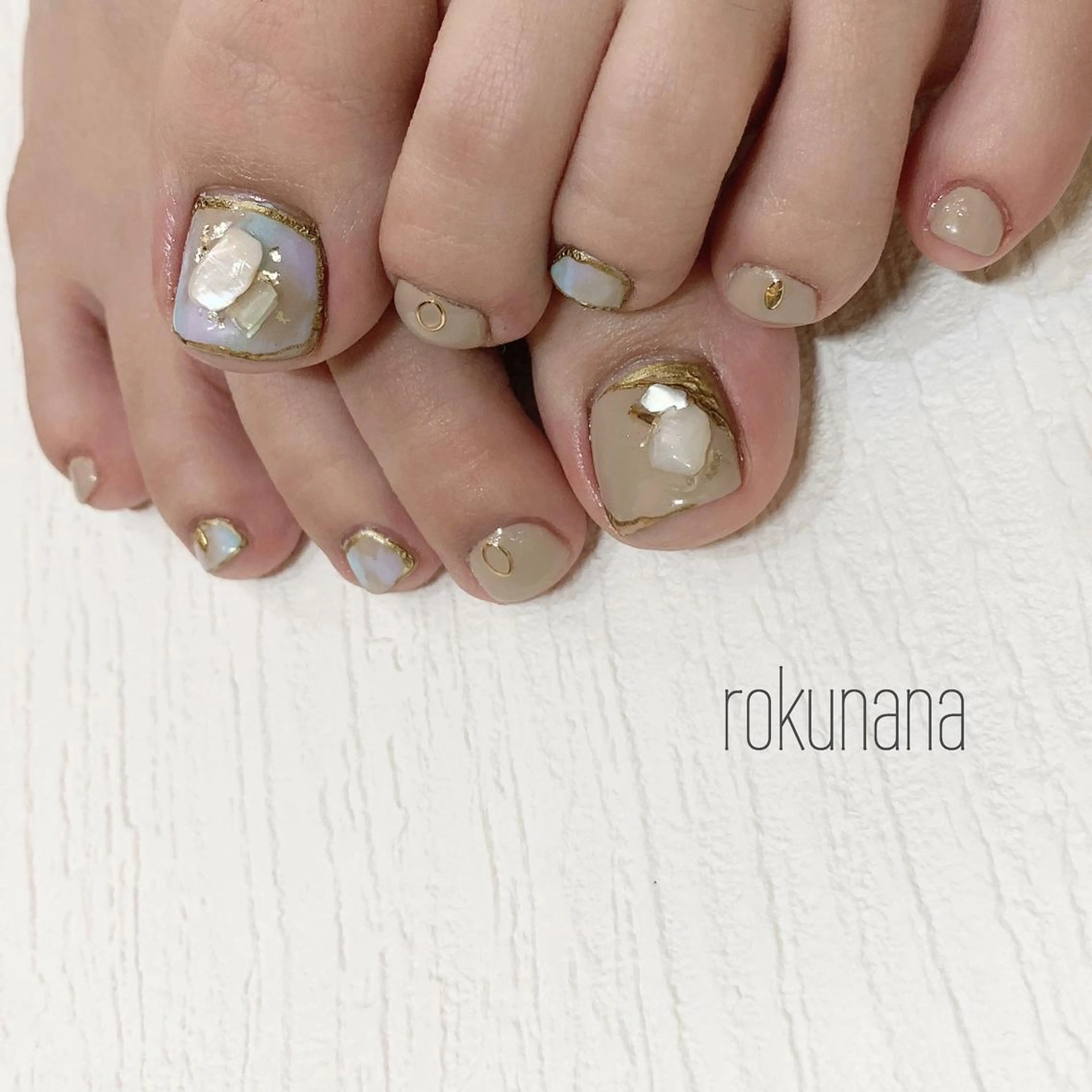 ネイル rokunana 佐野のネイルデザイン