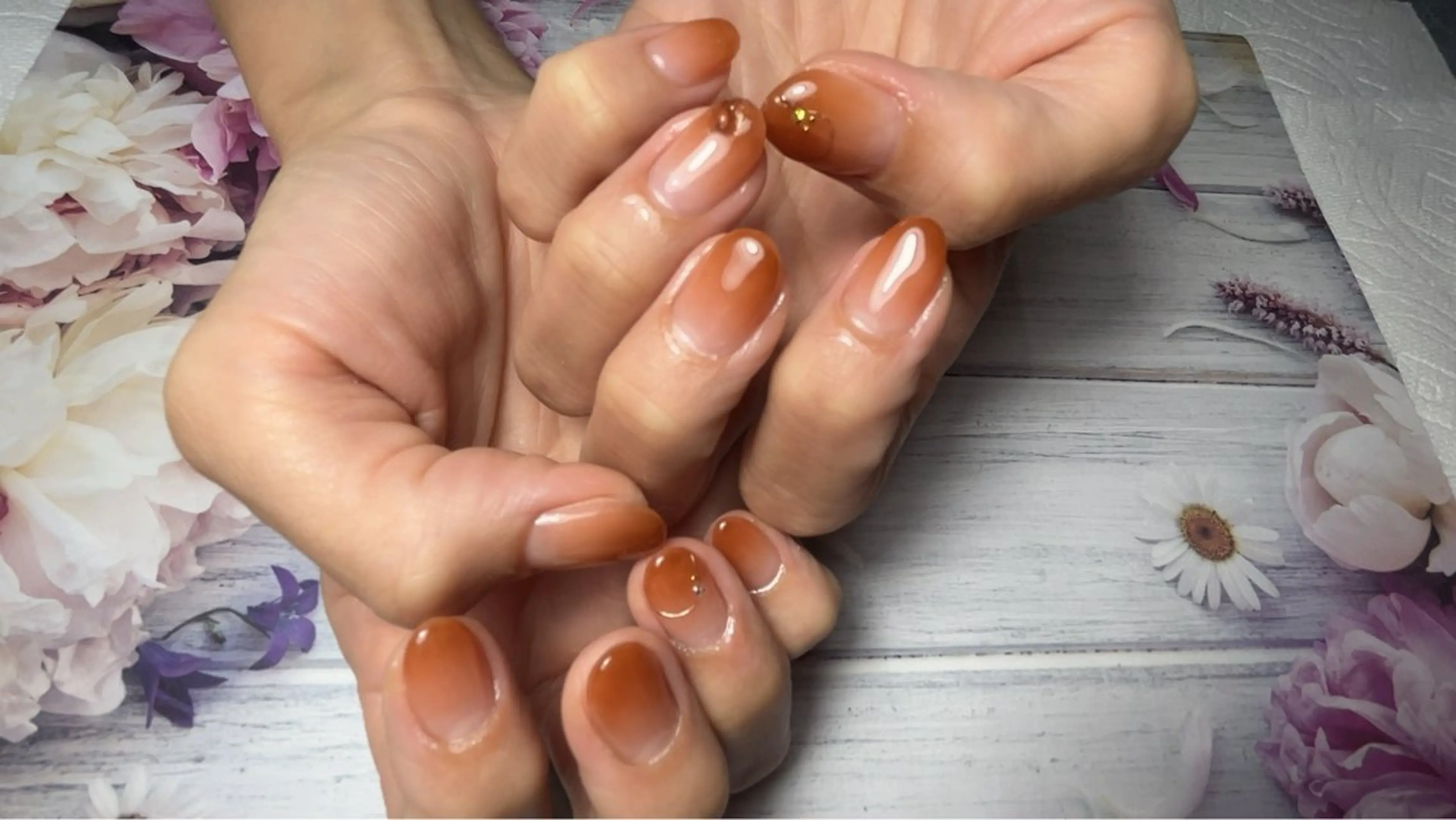 ネイル ハンドネイル フィルイン施術 SHIZUKAのネイルデザイン