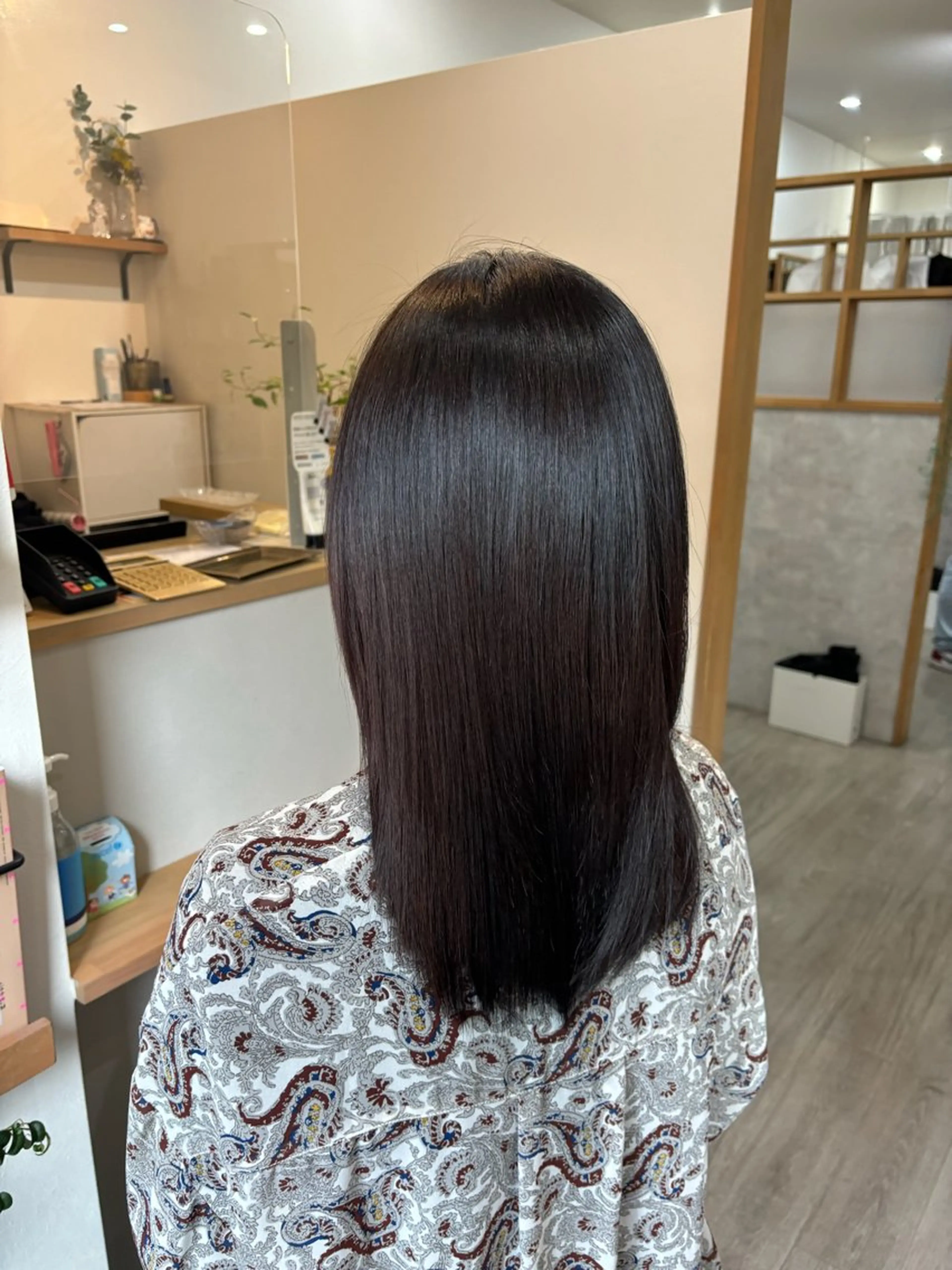 セミロング カット 縮毛矯正 ROCCAhair 谷山陸のヘアスタイル