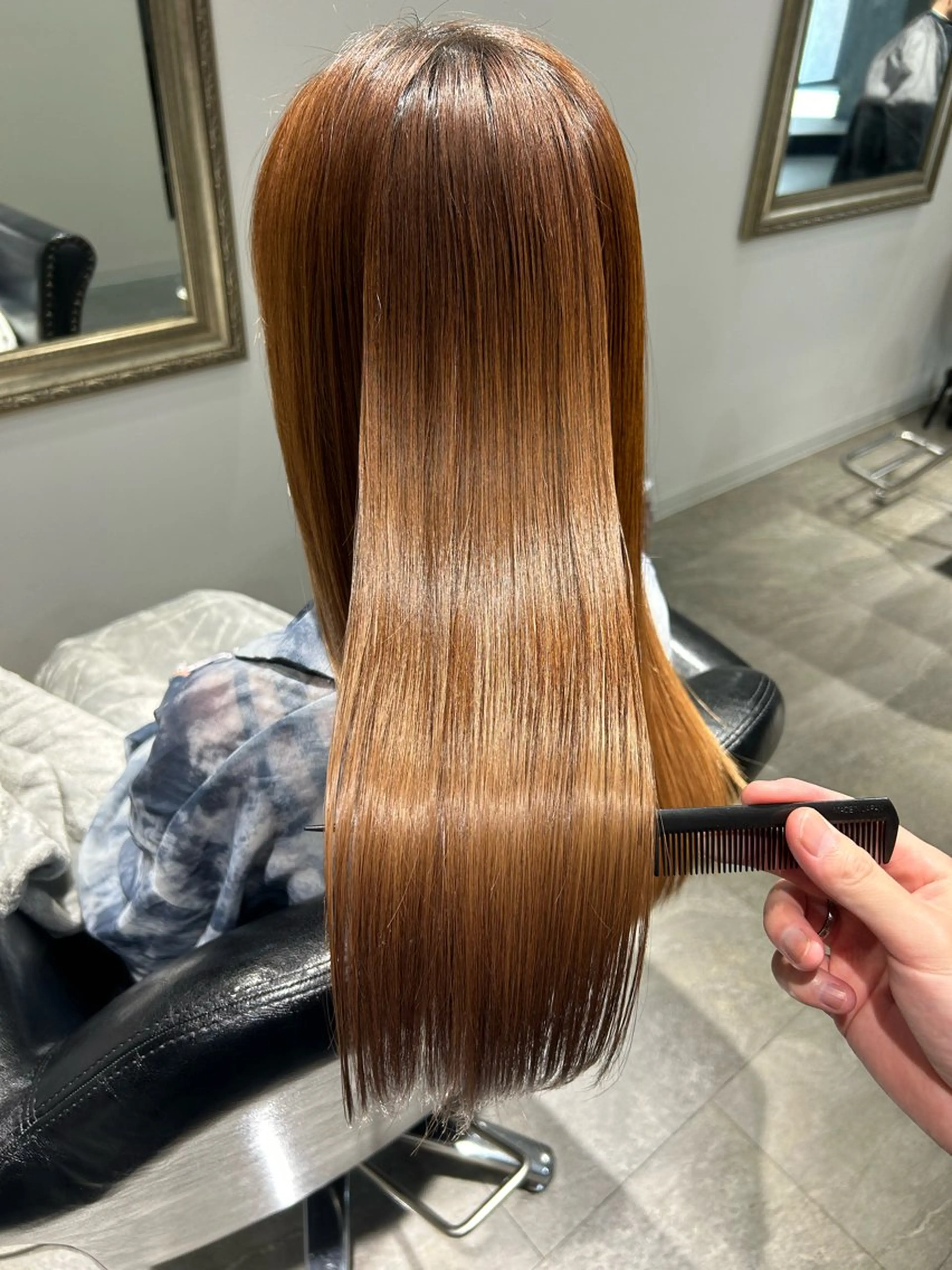 セミロング カット ヘアカラー トリートメント 髪質改善特化🫧 梶川　歩哉のヘアスタイル