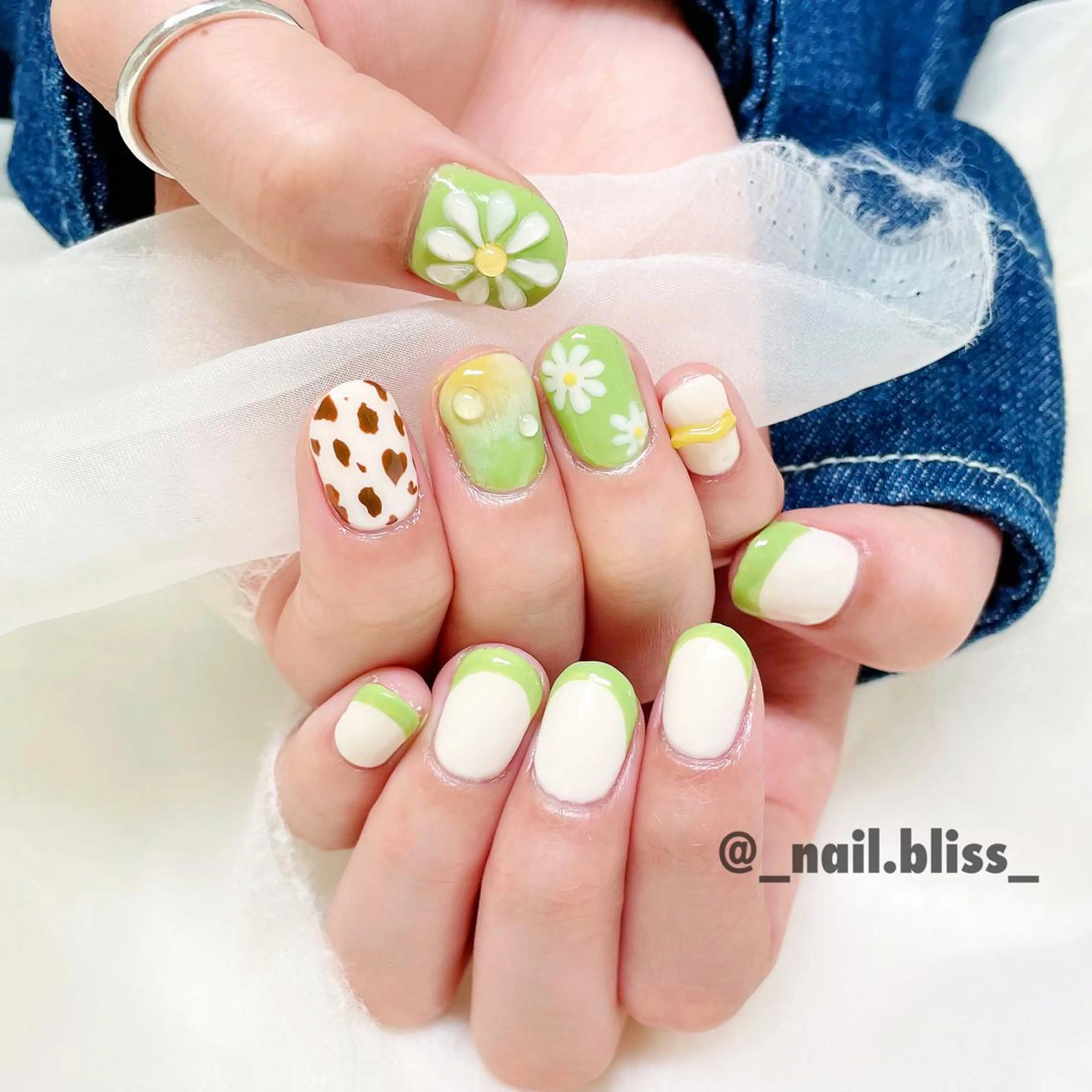 ネイル フレンチネイル ハンドネイル NAIL BLISSのネイルデザイン