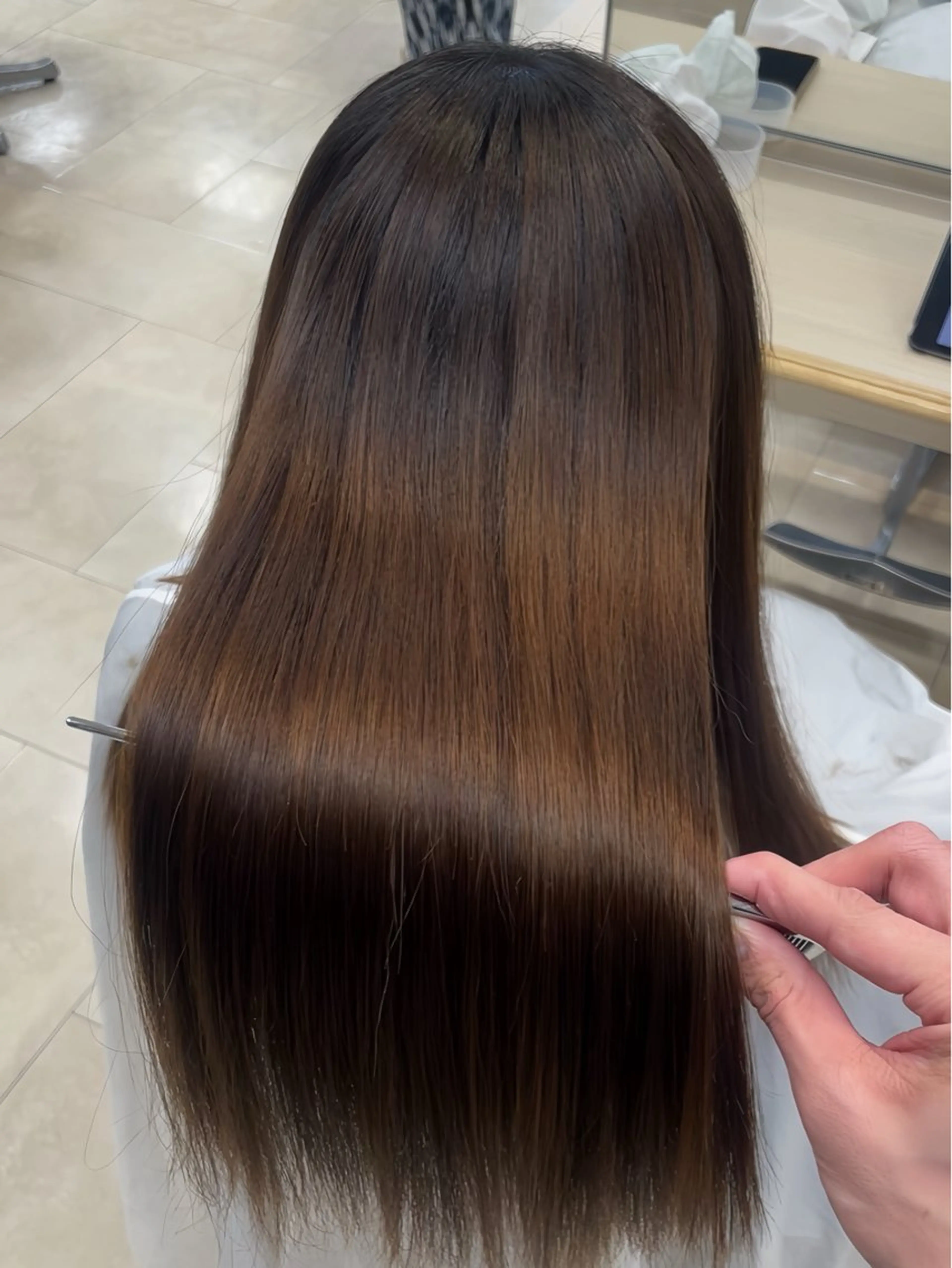 ロング シャドウパーマ／骨格 矯正カット　トモキのヘアスタイル