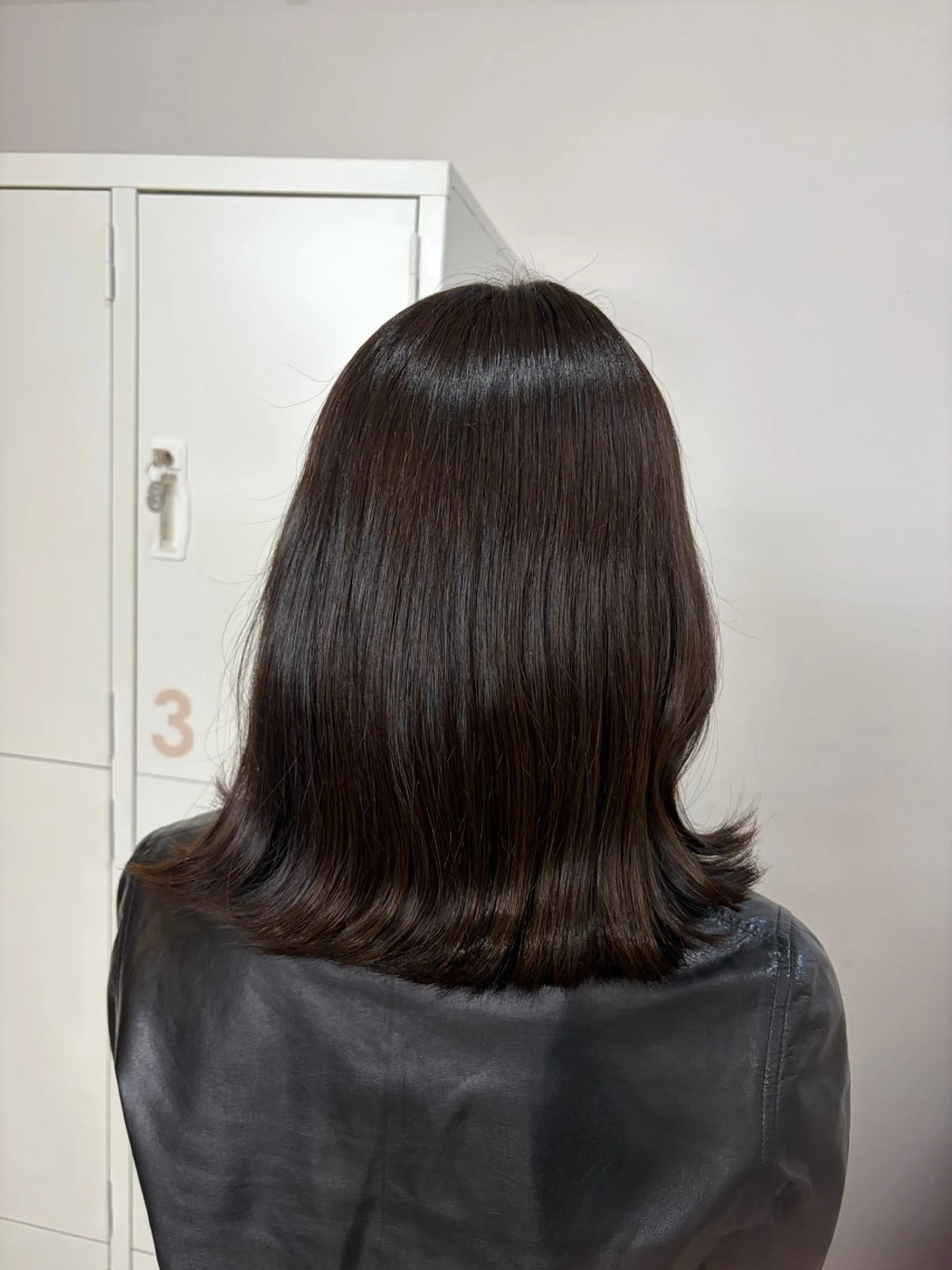 カラー fleurdelis /風巻美菜のヘアスタイル