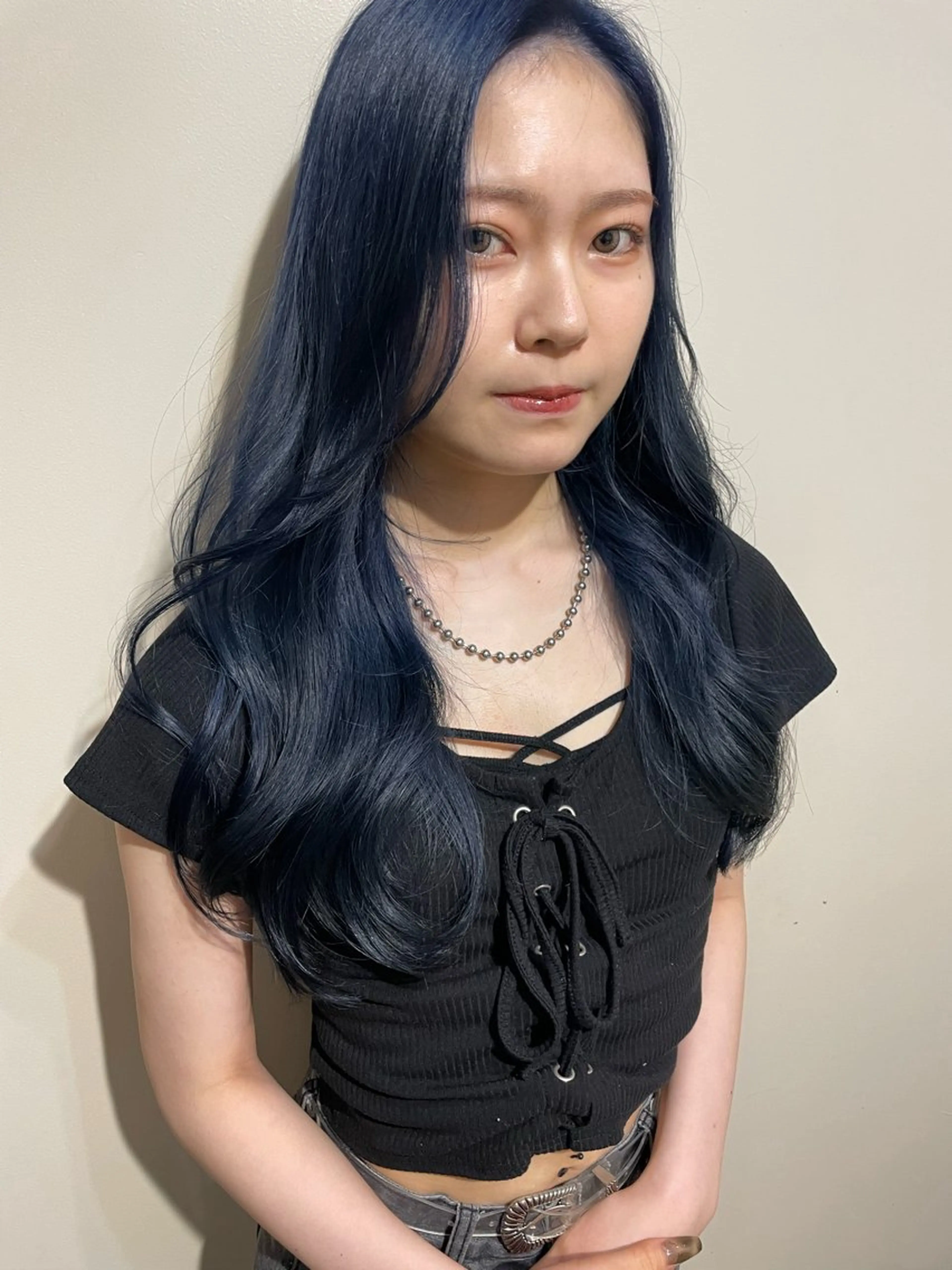 ロング カラー ブリーチ ネイビーカラー ヘアカラー トリートメント 羽田翔大/ブリーチ/ ボブカット/店長のヘアスタイル