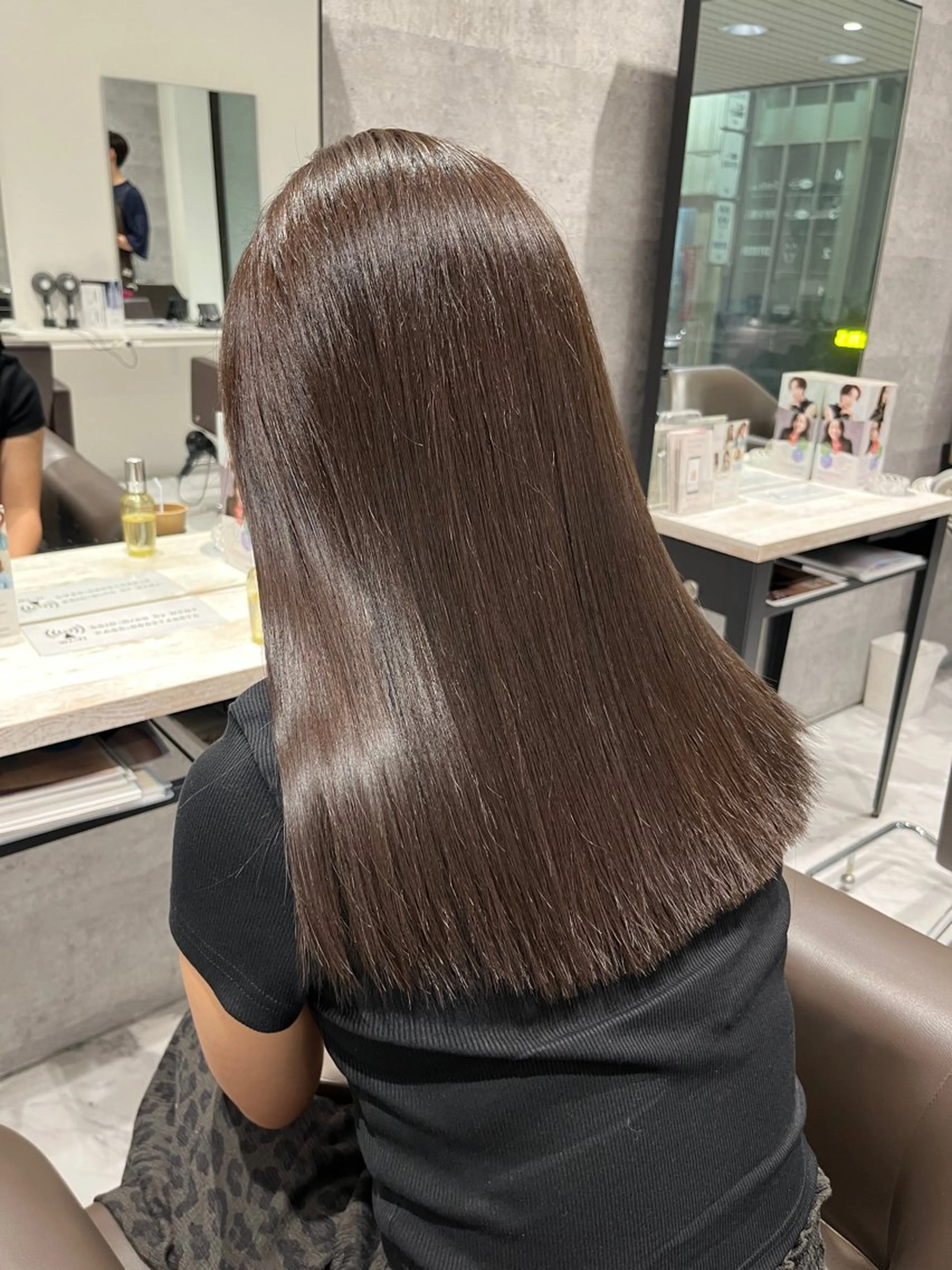 セミロング カラー ヘアカラー トリートメント Grow by NYNY 坂本 理輝のヘアスタイル