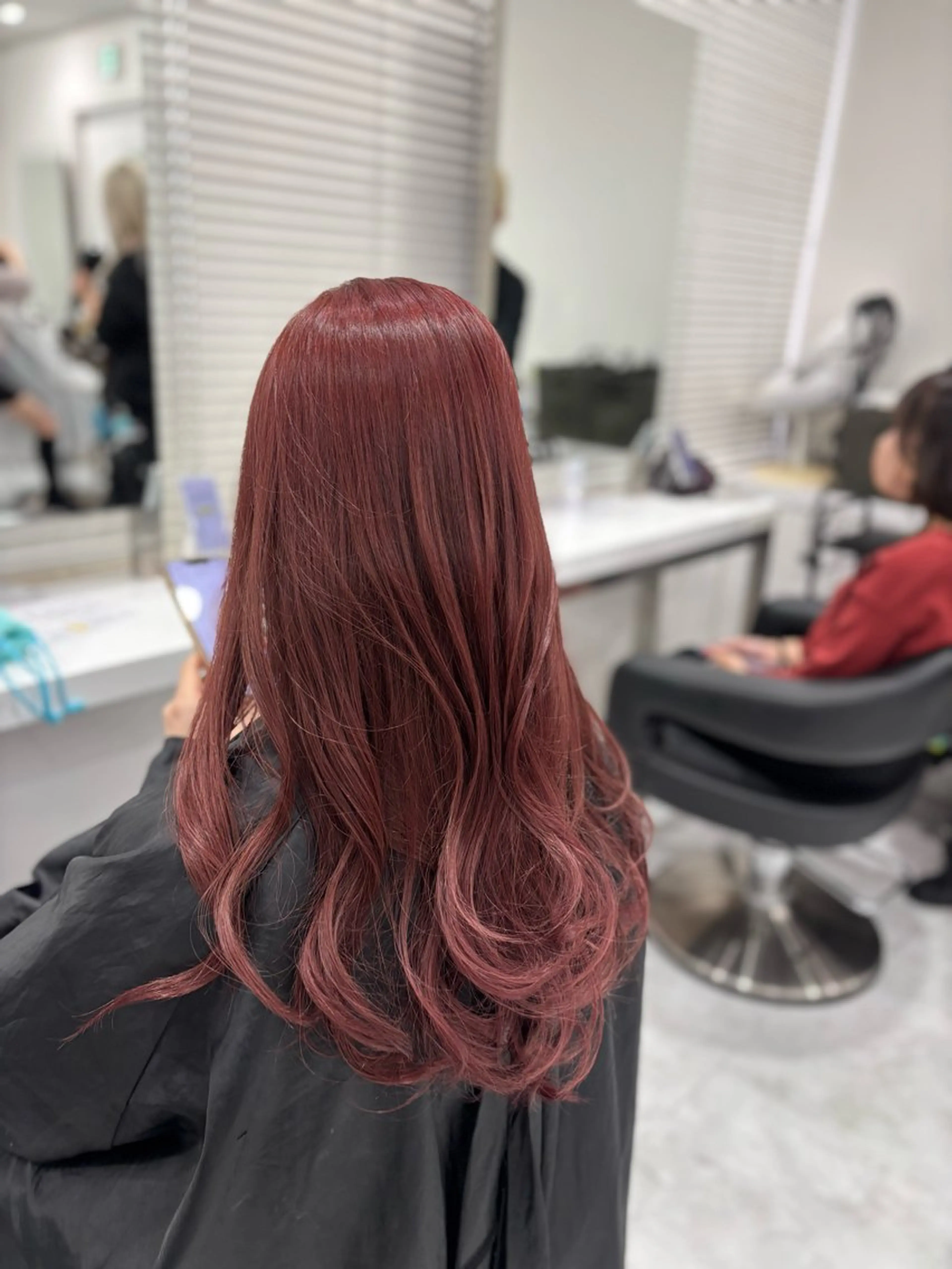 ロング ヘアカラー まろっと艶感ブラウン ベージュ🤍まなかのヘアスタイル