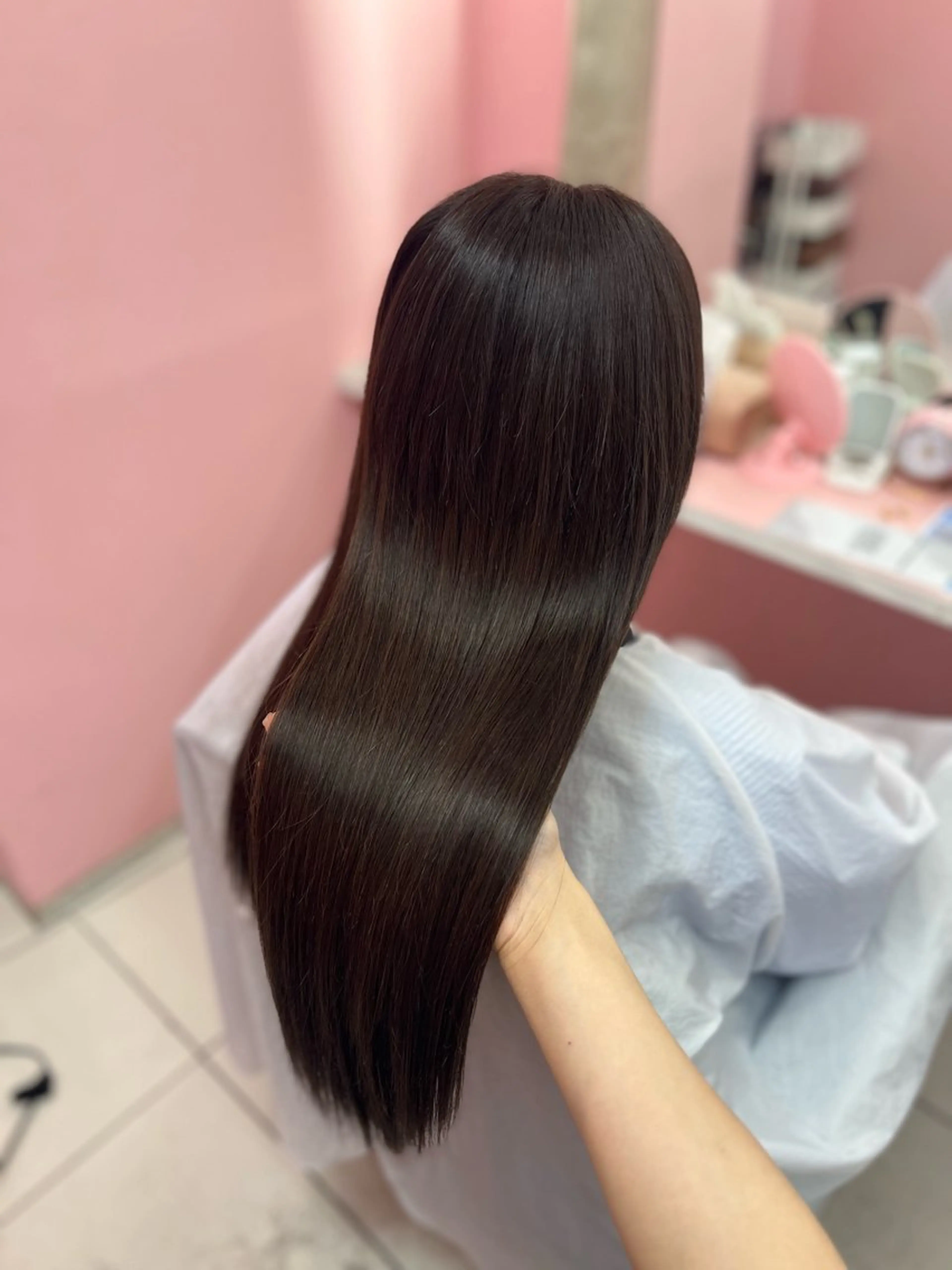 ロング シールエクステ くびれヘア エクステ ヨシンモリ 韓国風ヘア ヘアカラー エクステ シーズン エクステ/大阪梅田駅のヘアスタイル