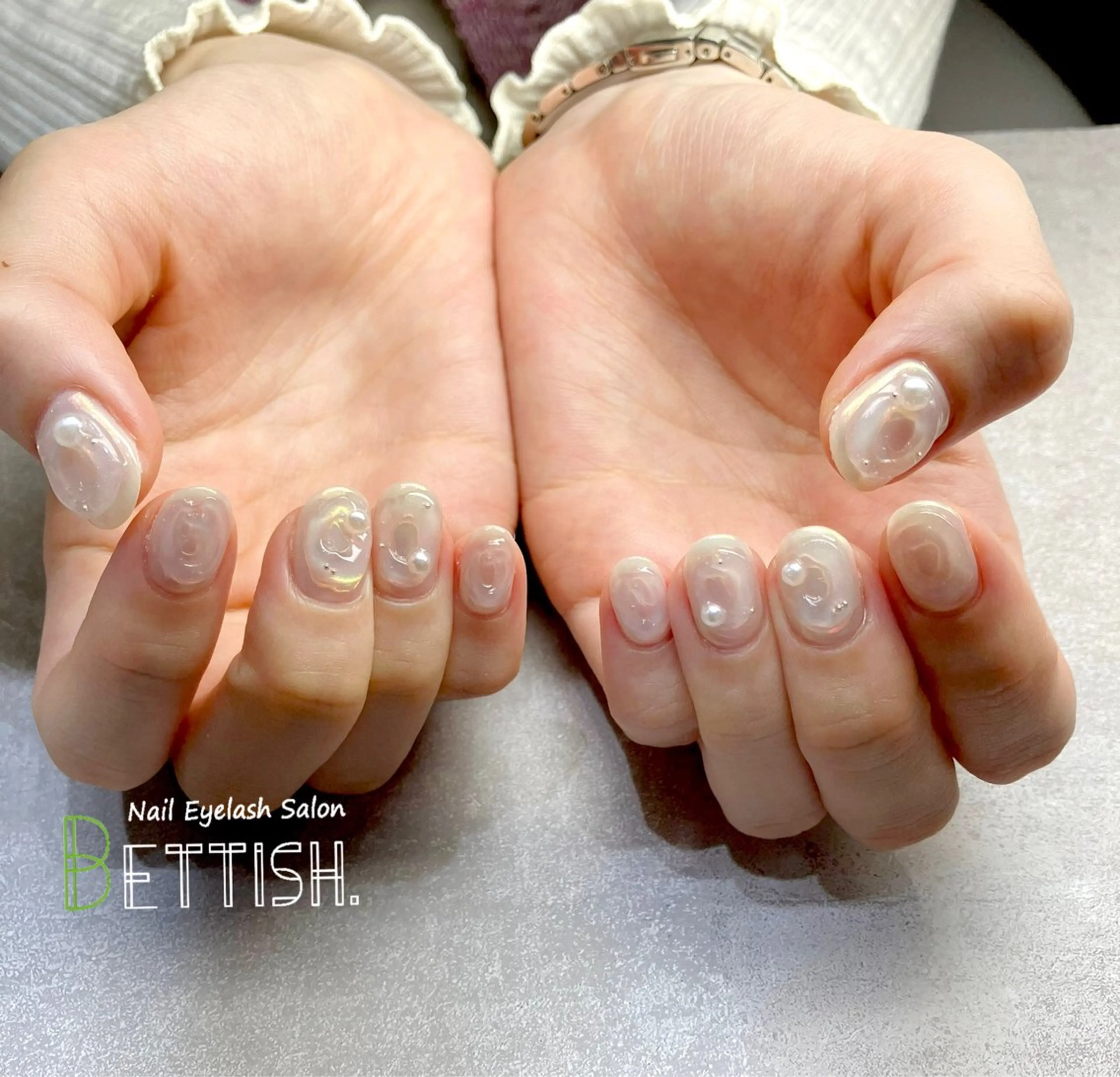 ネイル オーロラネイル 氷ネイル・うるうるネイル ミラーネイル ぷっくりネイル BETTISH. KUMIKO☺︎︎のネイルデザイン