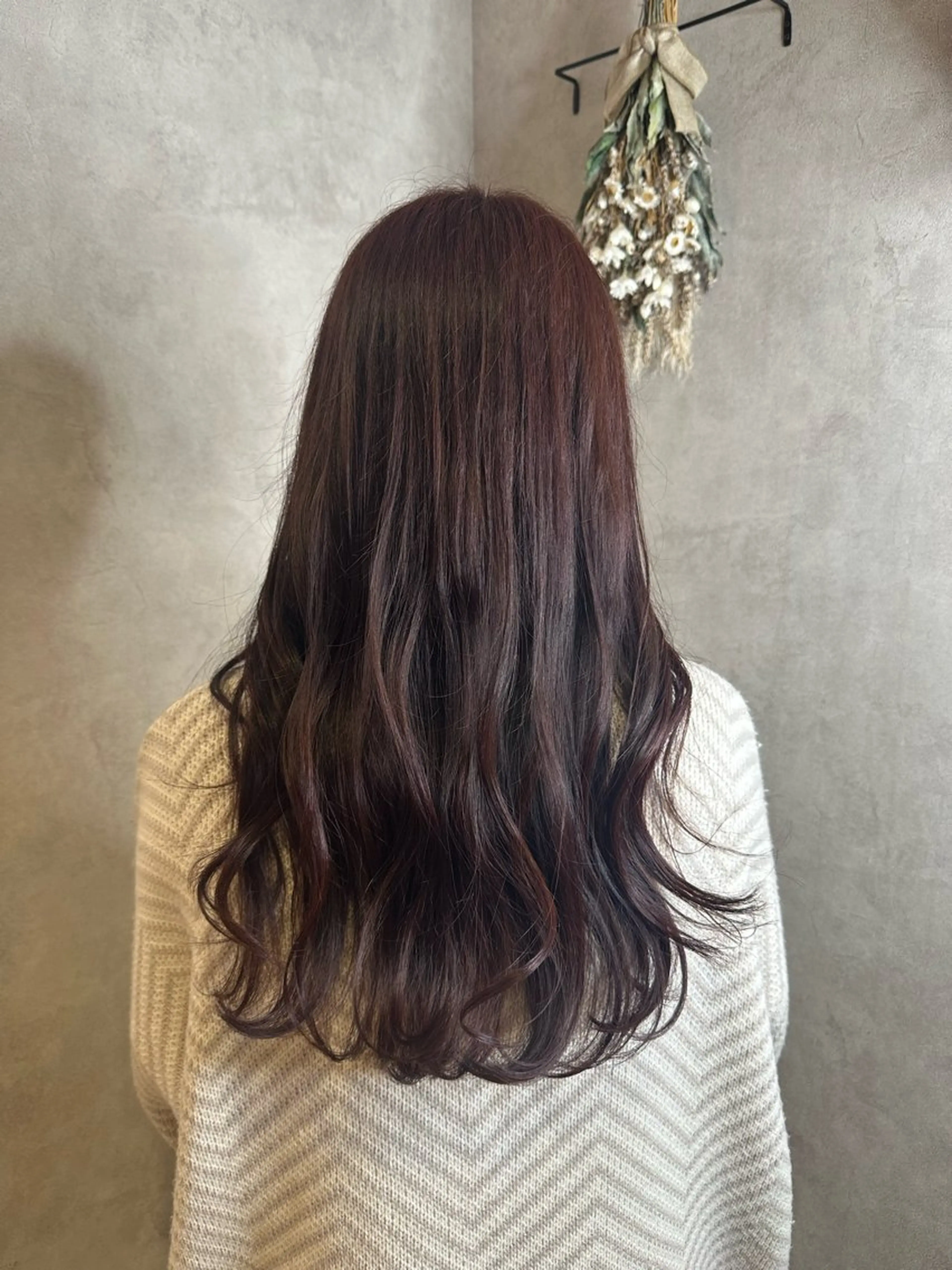 ロング カラー 廣末 千菜のヘアスタイル