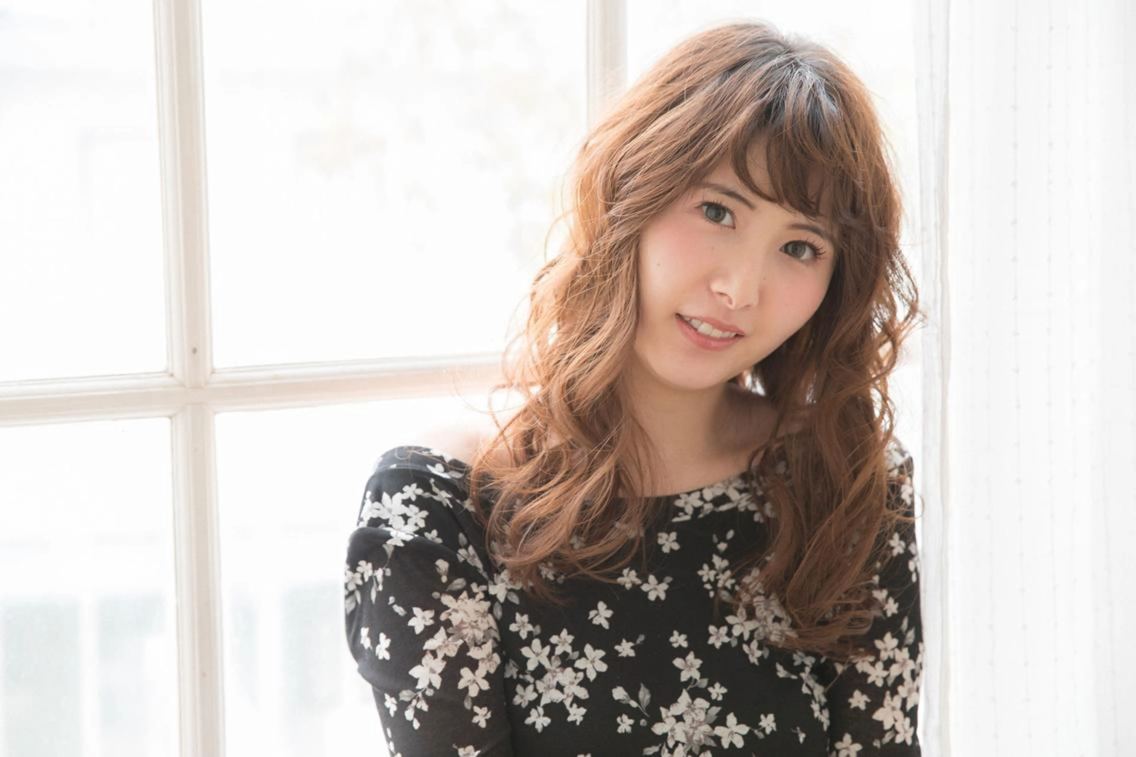 セミロング Alushe艶髪・ 髪質改善のヘアスタイル