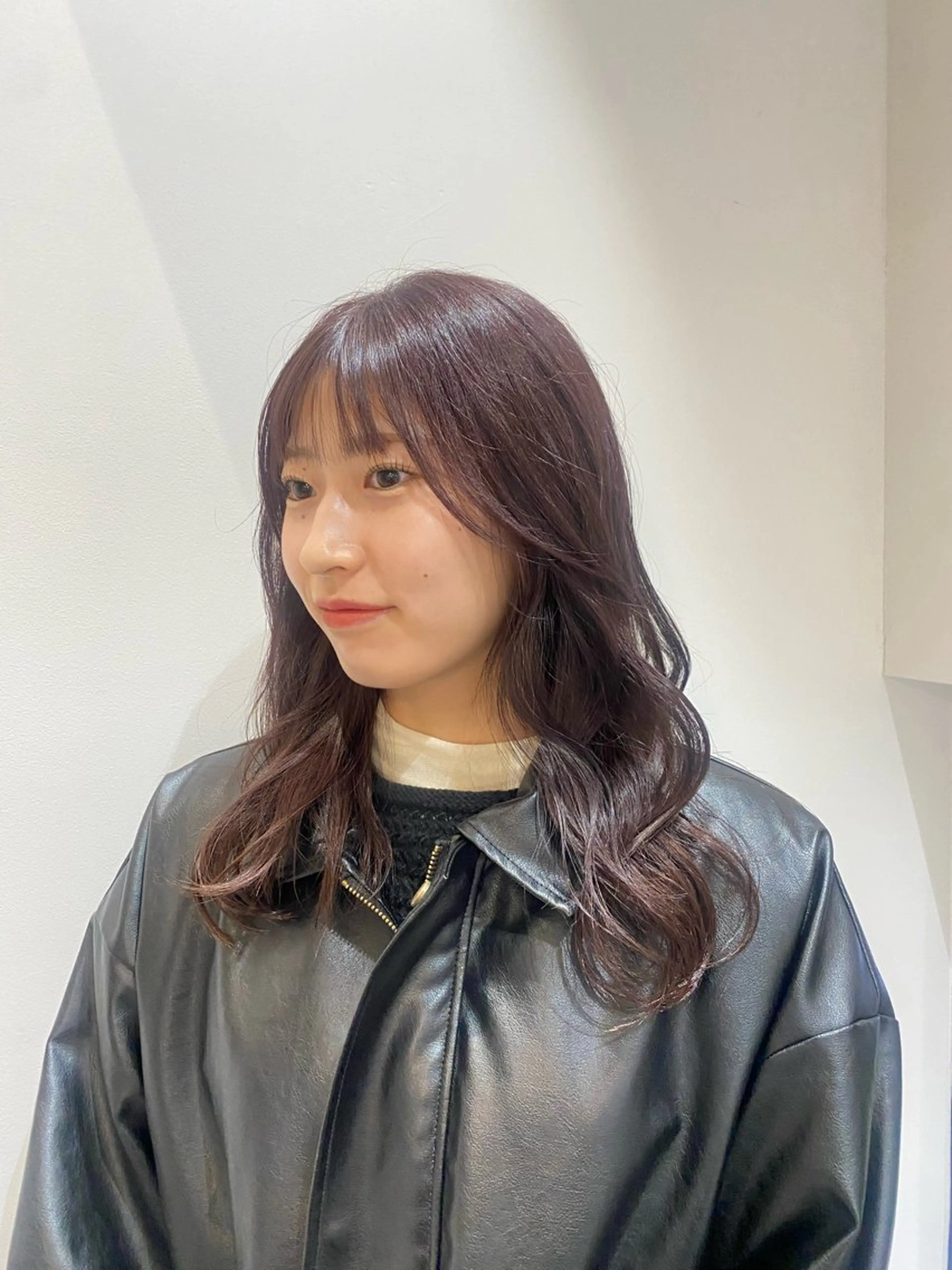 前髪カット＋コテ巻き仕上げの写真