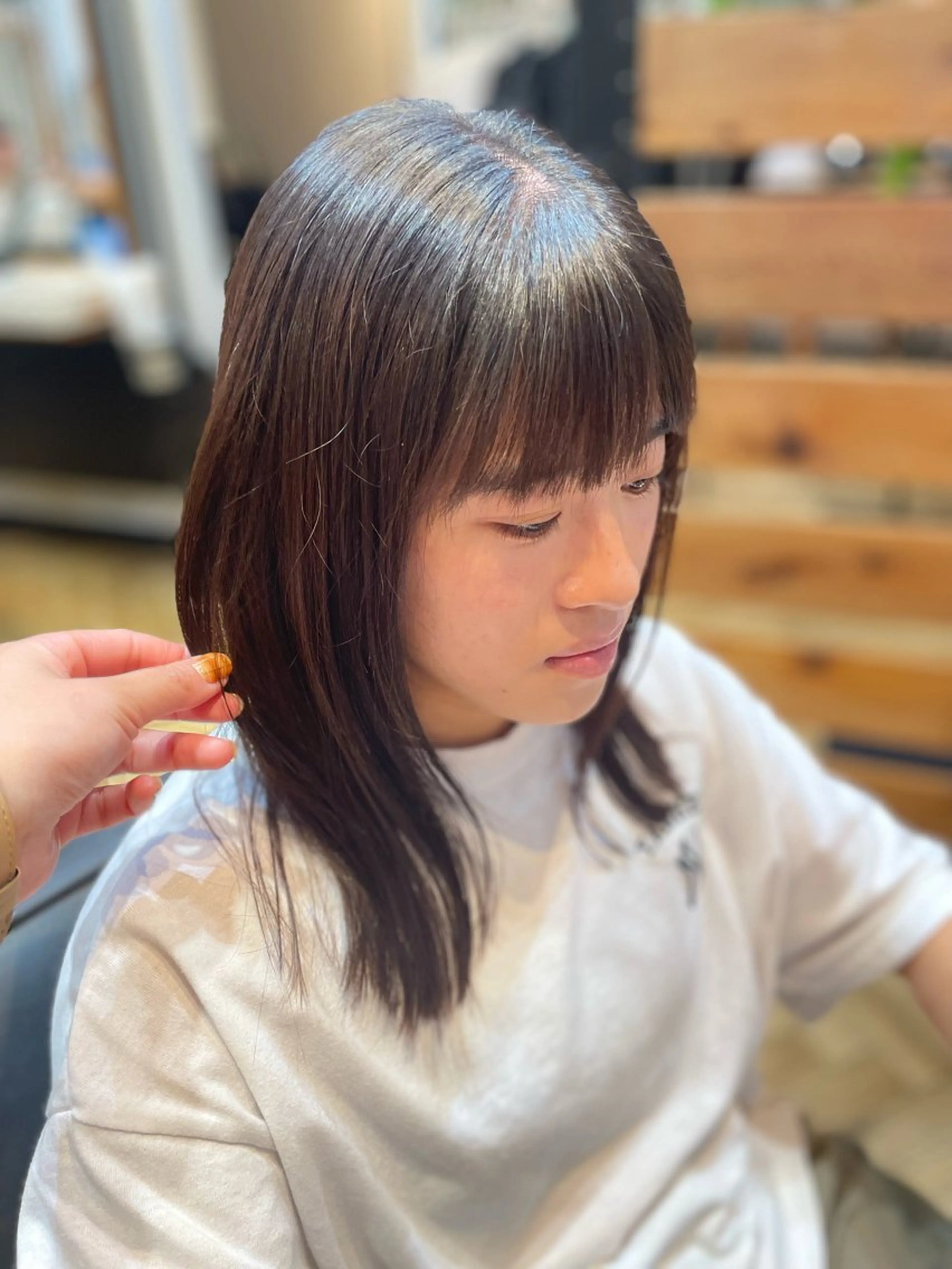 セミロング くびれヘア 望恵🌸 韓国🇰🇷スタイルのヘアスタイル