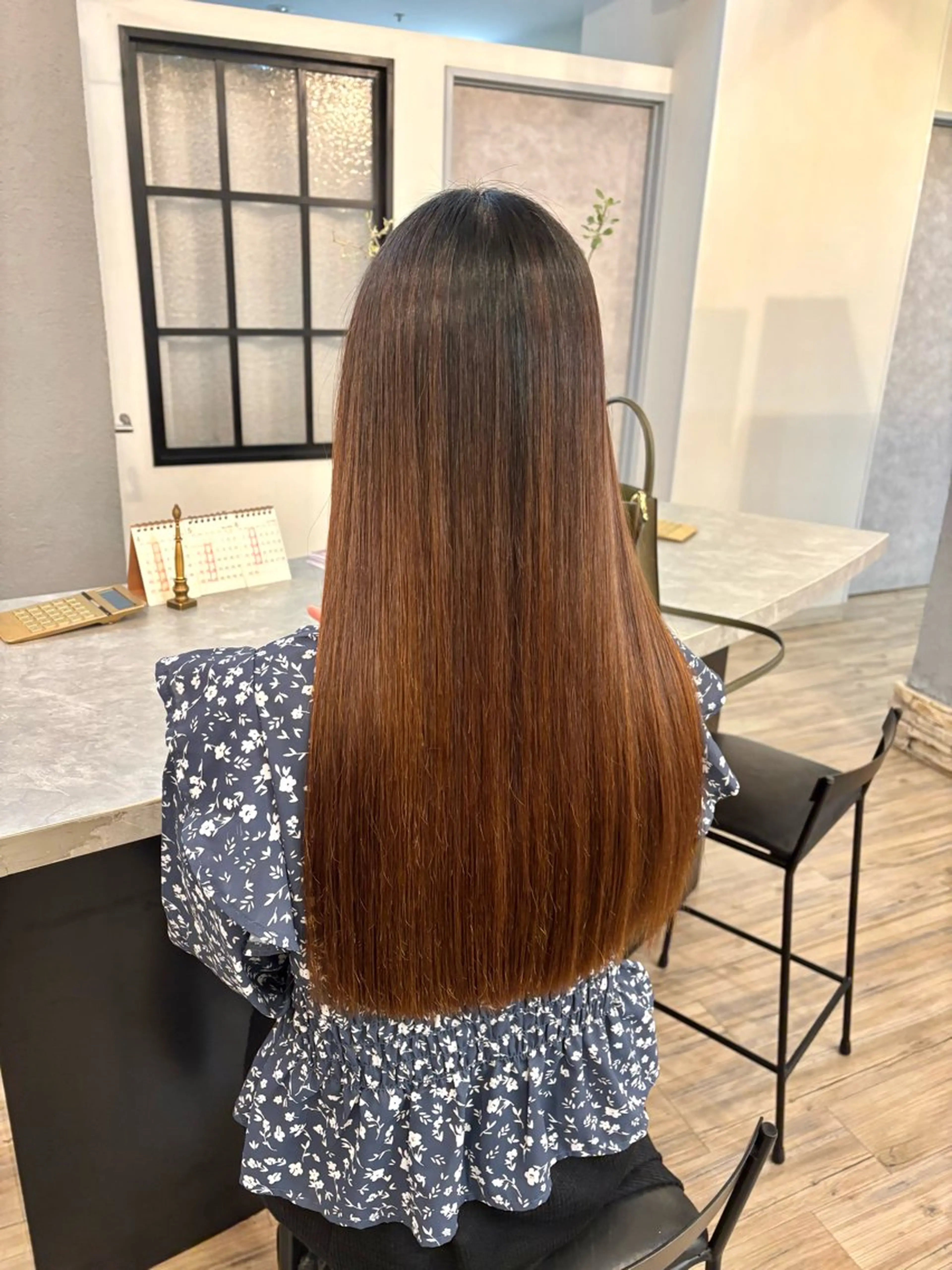 ロング パーマ カット 縮毛矯正 VISAGE ba.sk 金子詩帆のヘアスタイル