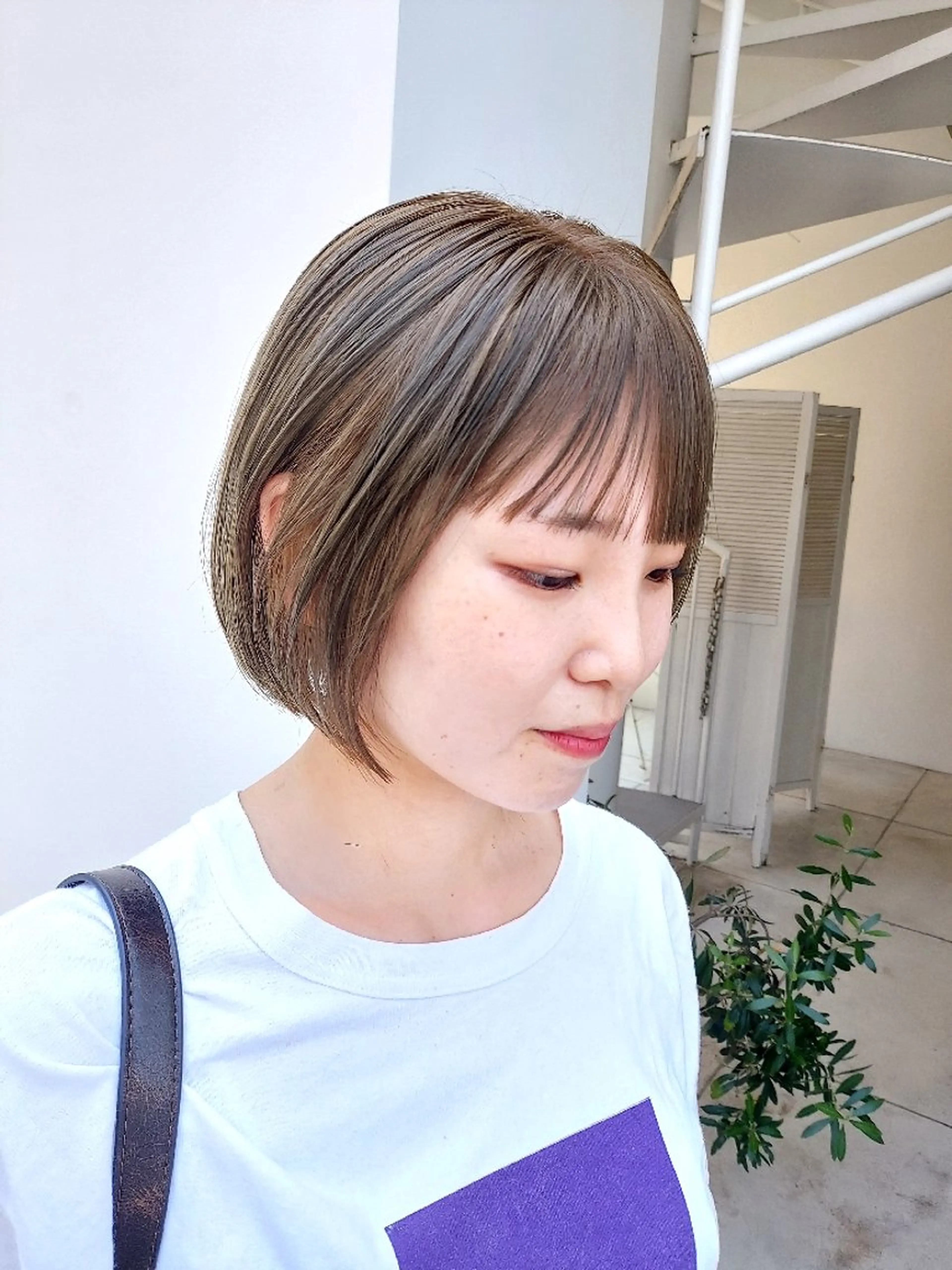 ショート カラー ボブ 樋口 千尋のヘアスタイル